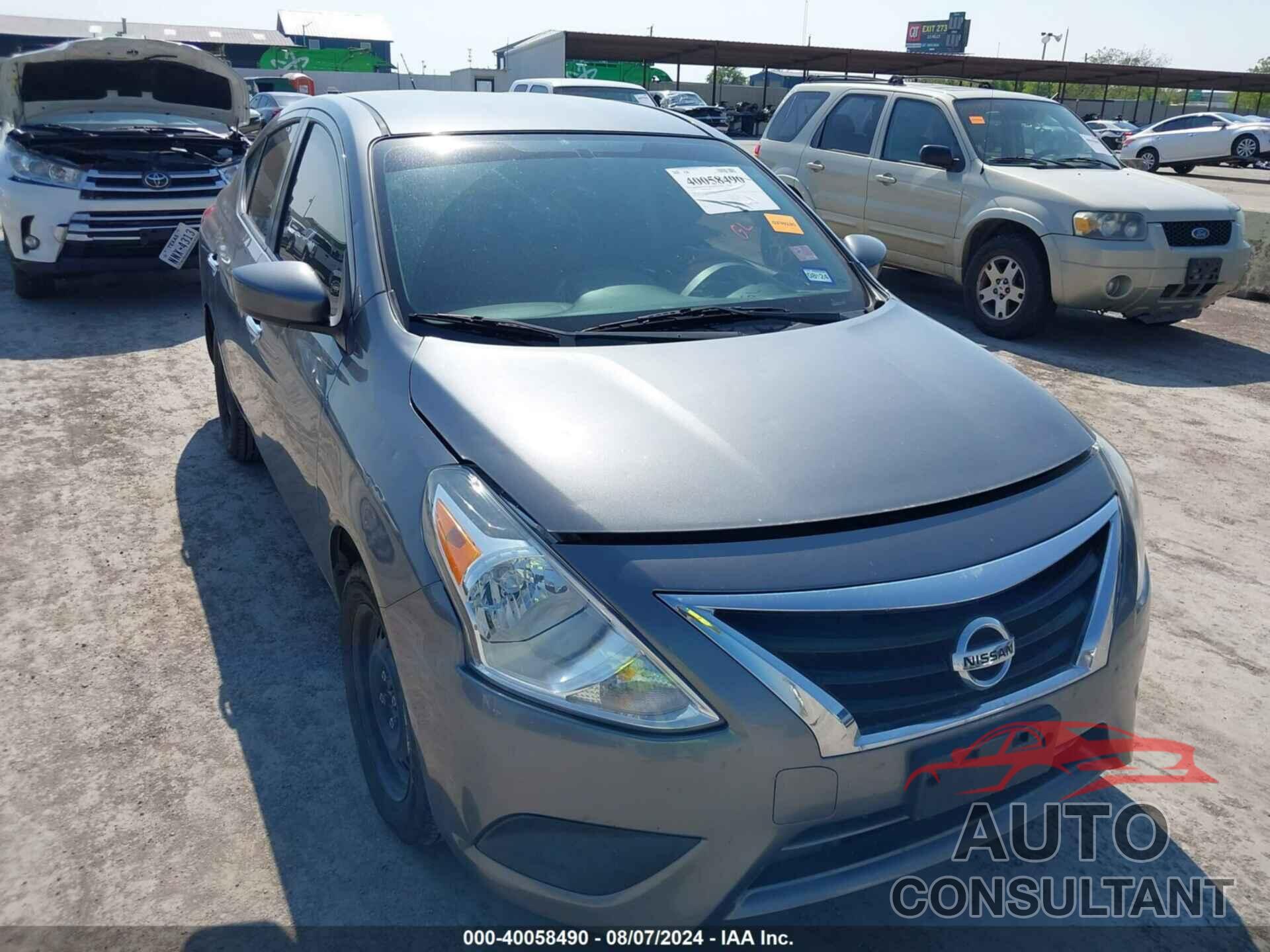 NISSAN VERSA 2017 - 3N1CN7AP7HL846355