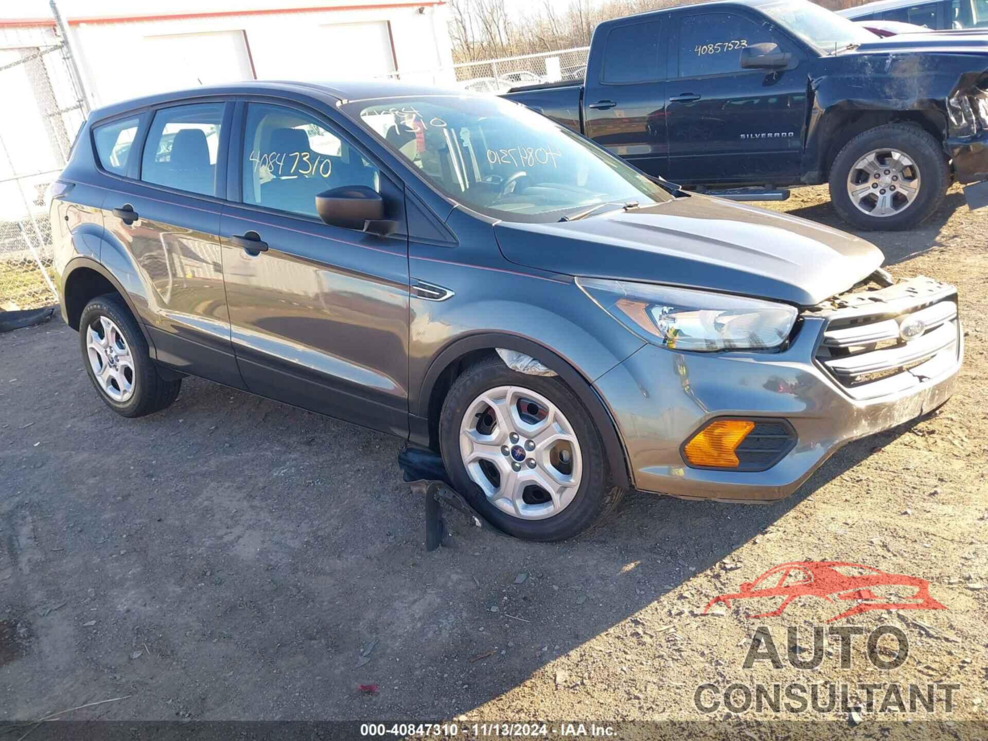 FORD ESCAPE 2018 - 1FMCU0F78JUA27233