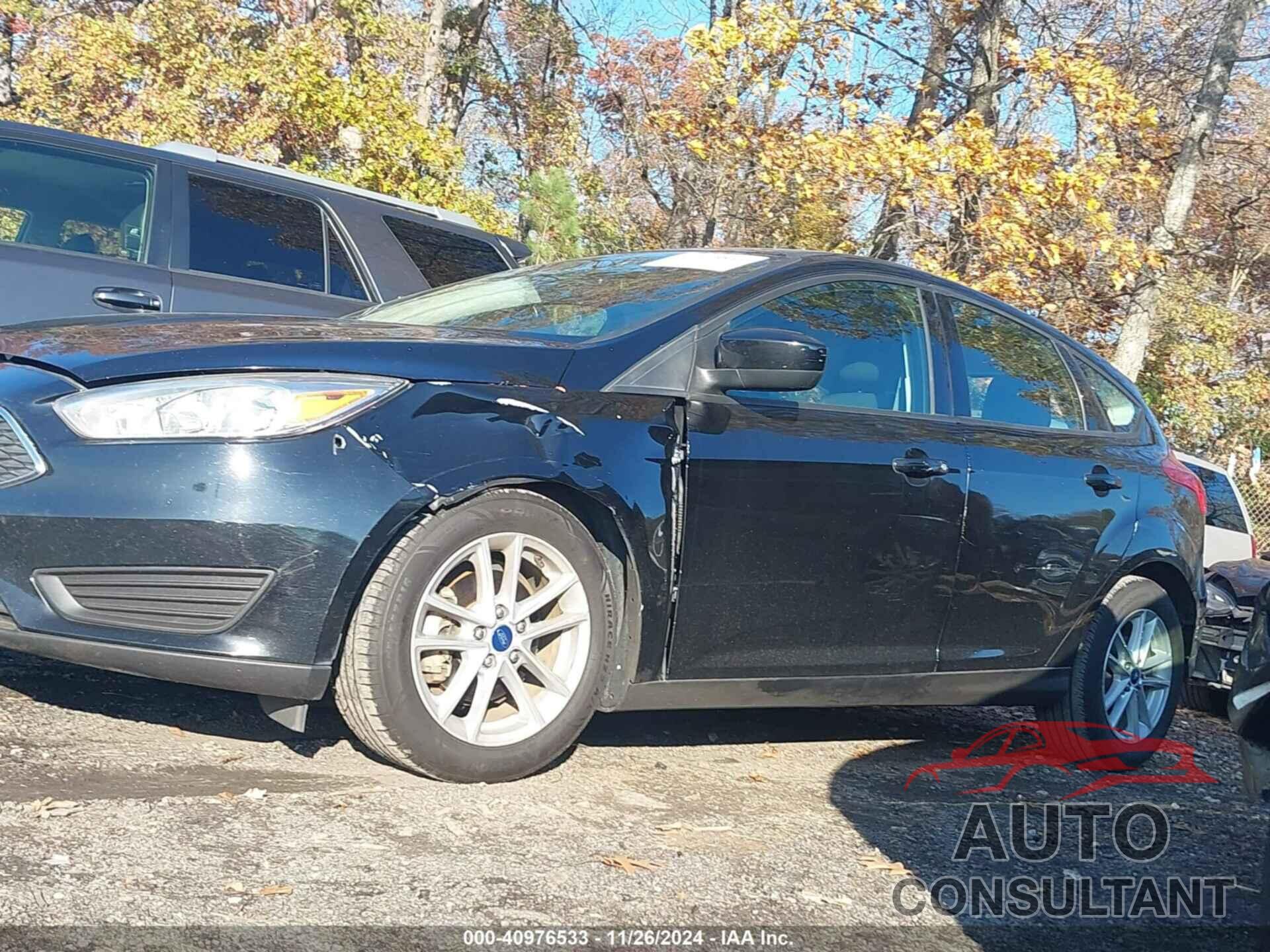 FORD FOCUS 2018 - 1FADP3K23JL307973