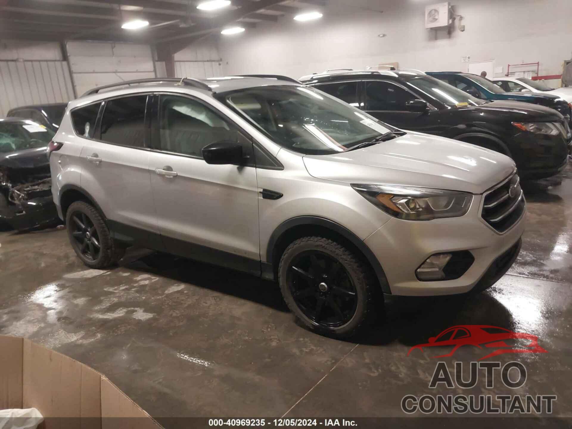 FORD ESCAPE 2018 - 1FMCU9GD5JUA29627