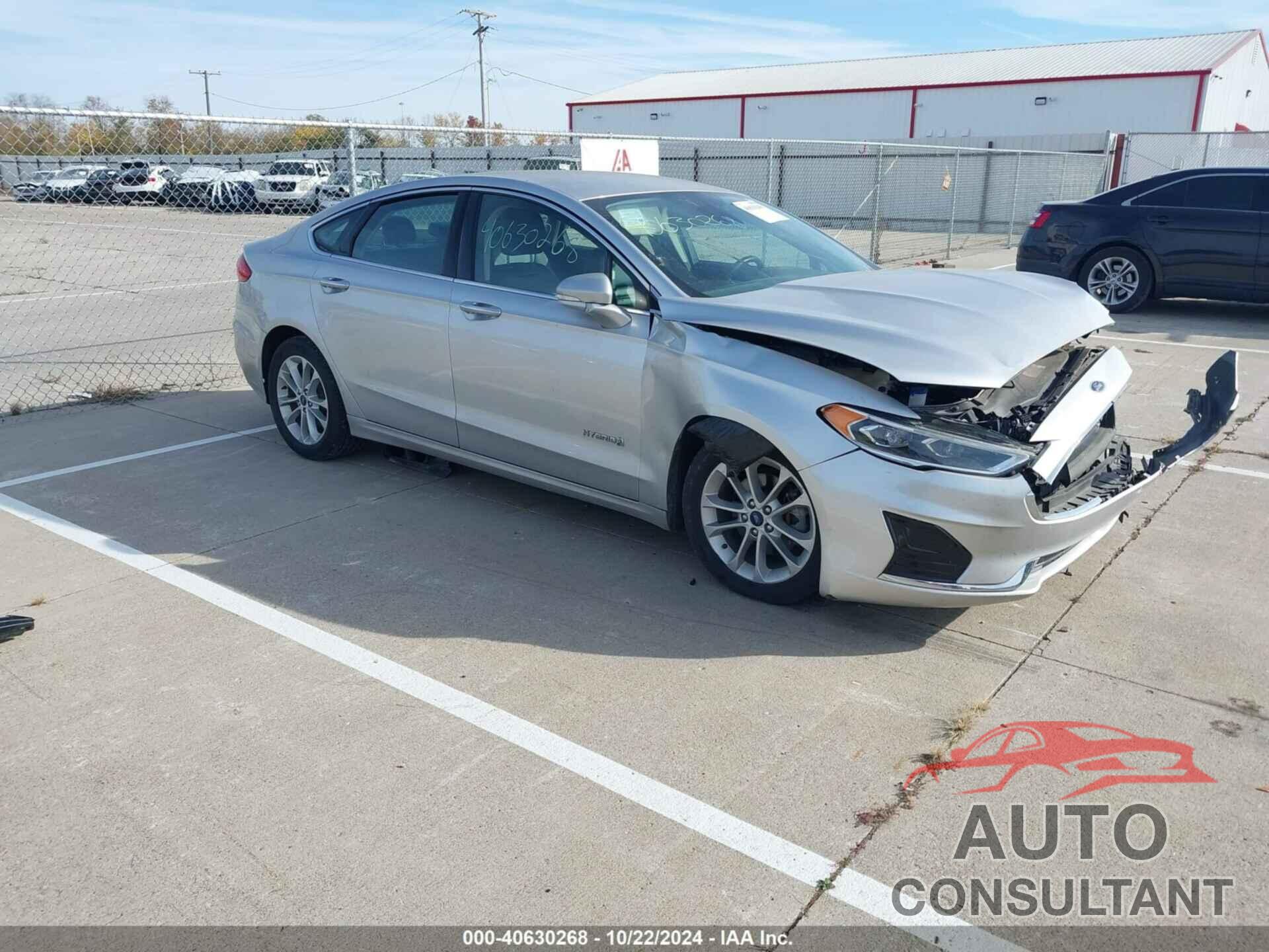 FORD FUSION HYBRID 2019 - 3FA6P0MU0KR117928