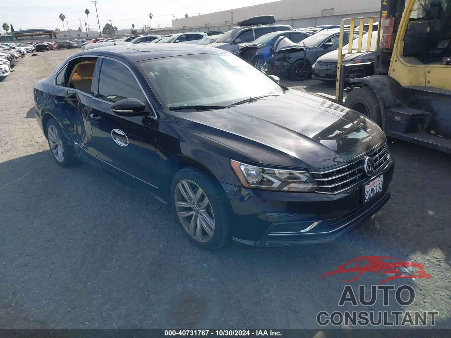 VOLKSWAGEN PASSAT 2019 - 1VWLA7A34KC009486