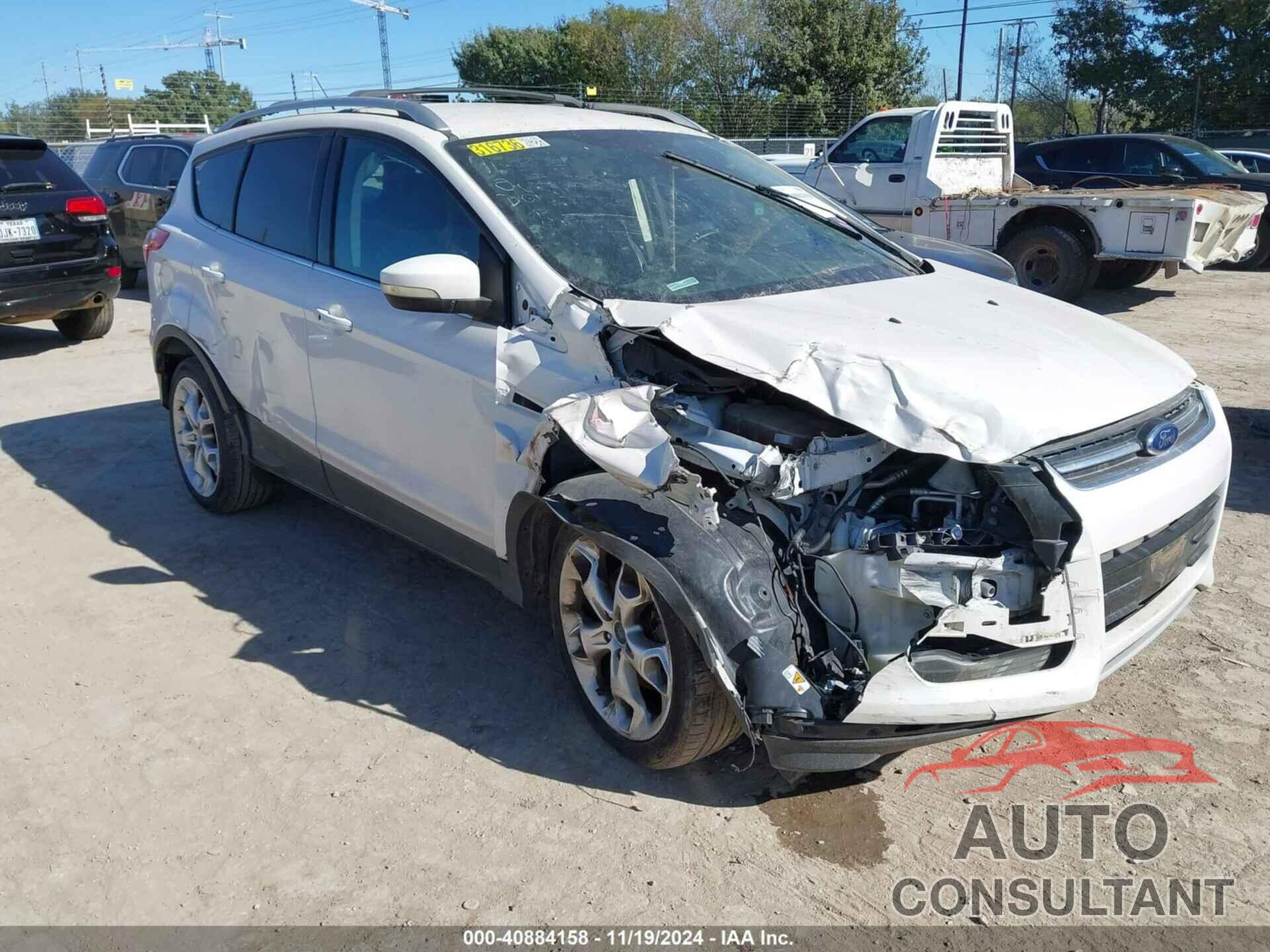 FORD ESCAPE 2013 - 1FMCU0J98DUD09837