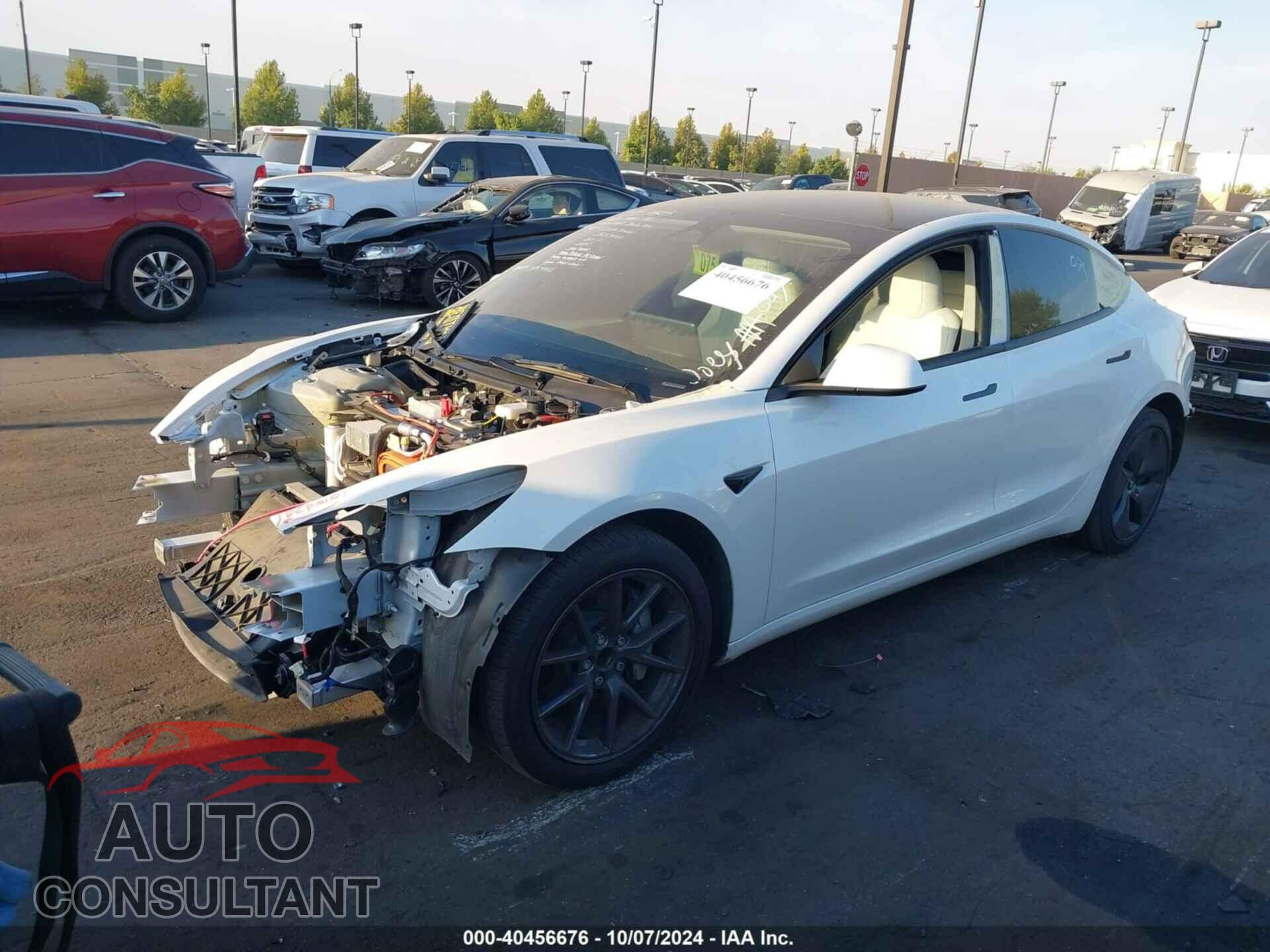 TESLA MODEL 3 2023 - 5YJ3E1EA5PF552000