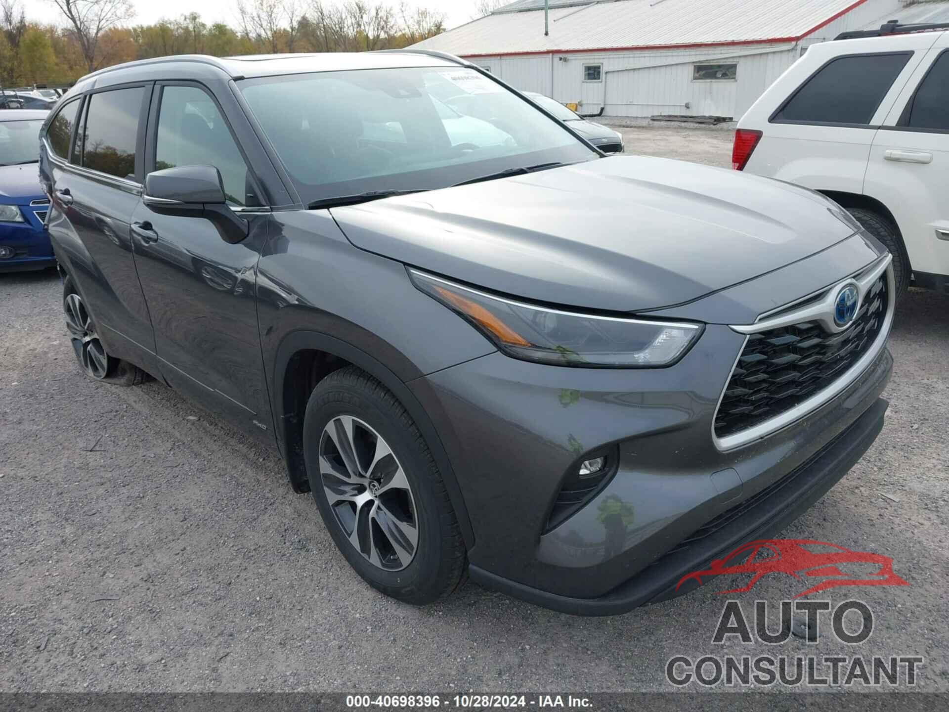 TOYOTA HIGHLANDER 2023 - 5TDKBRCH1PS564384