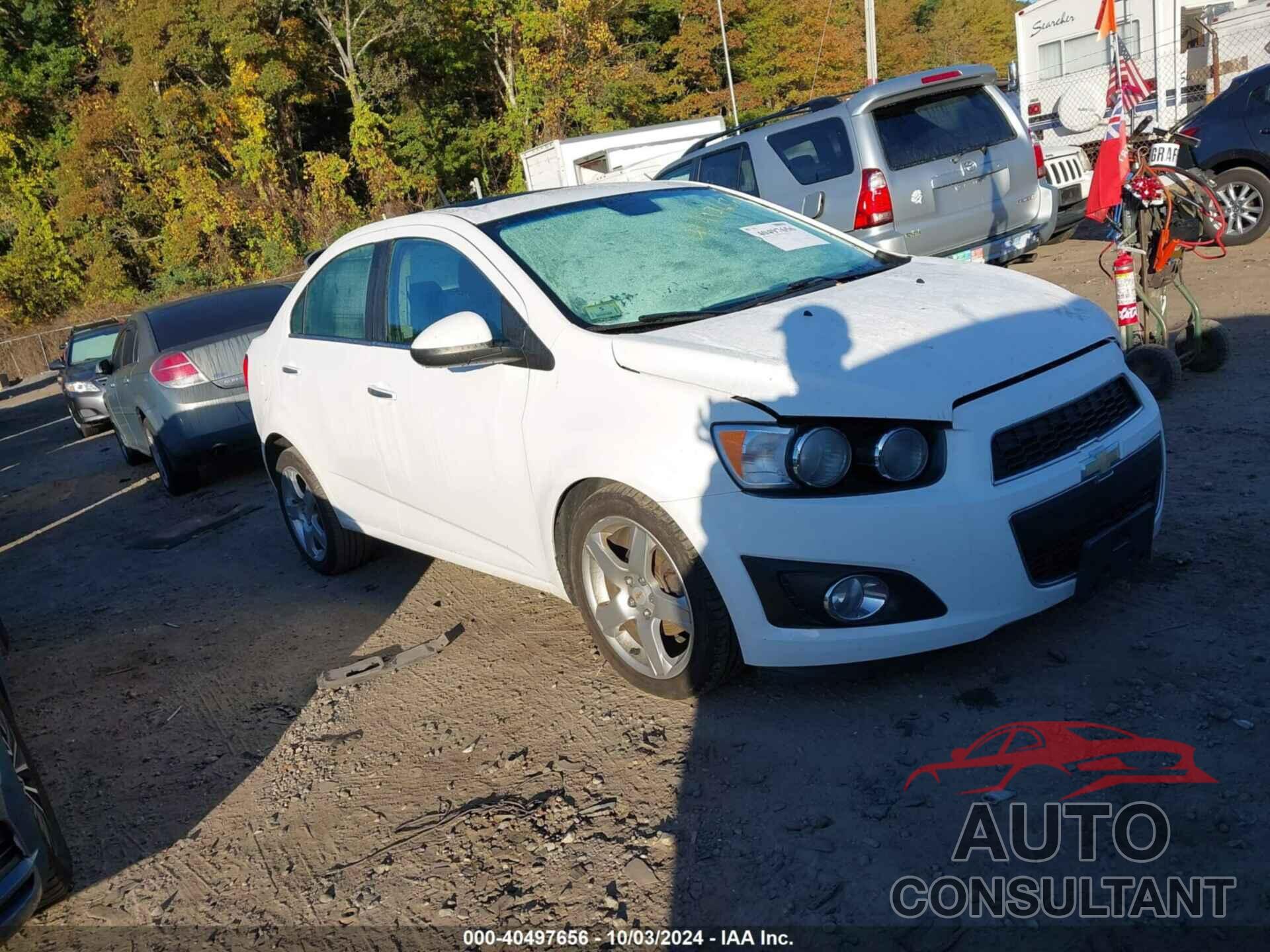 CHEVROLET SONIC 2012 - 1G1JE5SH6C4122339