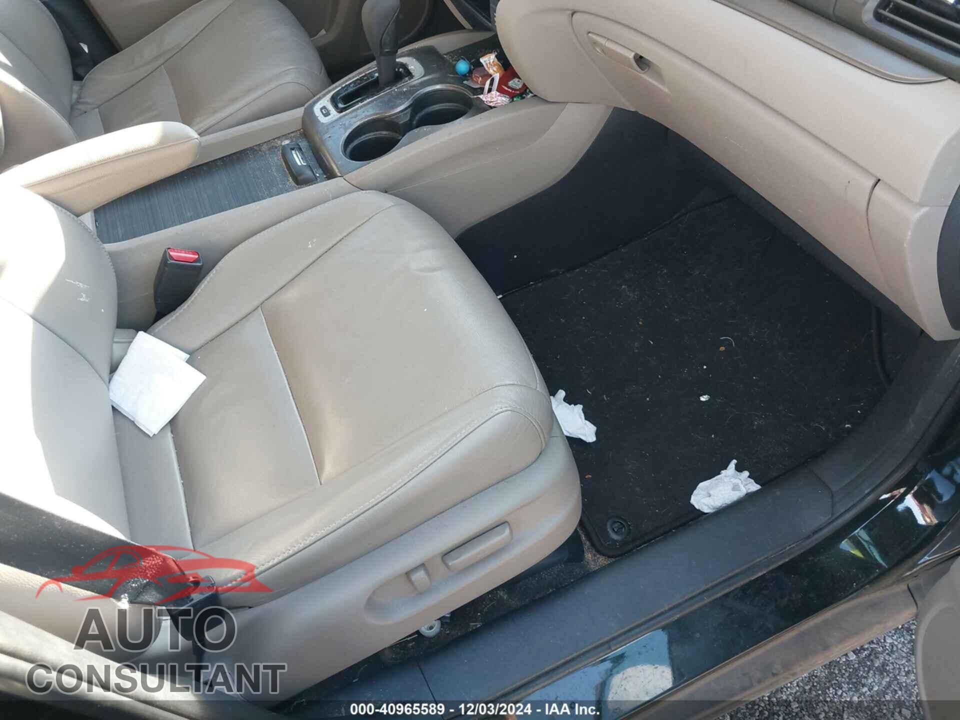 HONDA PILOT 2017 - 5FNYF6H5XHB020533