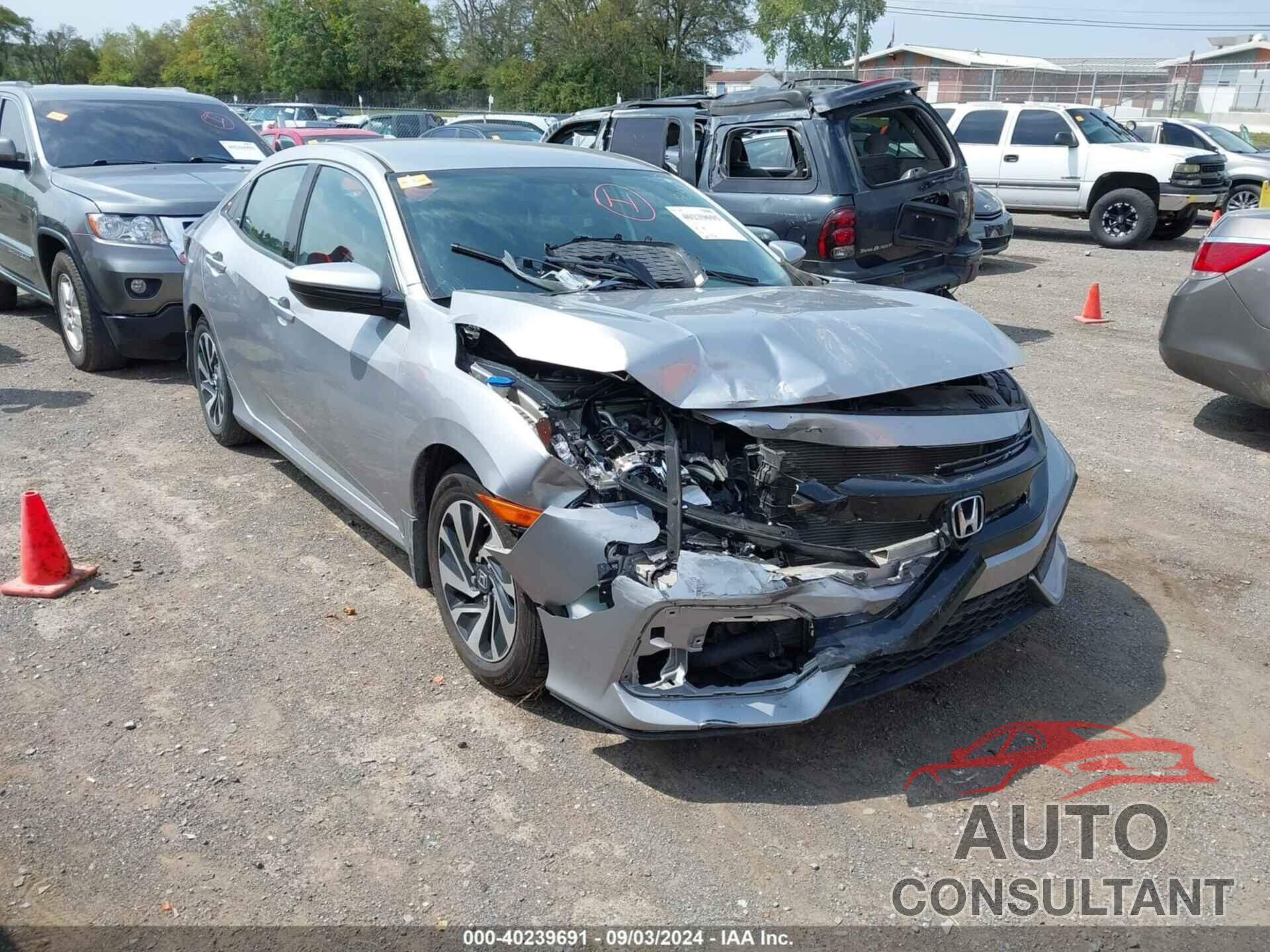HONDA CIVIC 2018 - SHHFK7H23JU220639