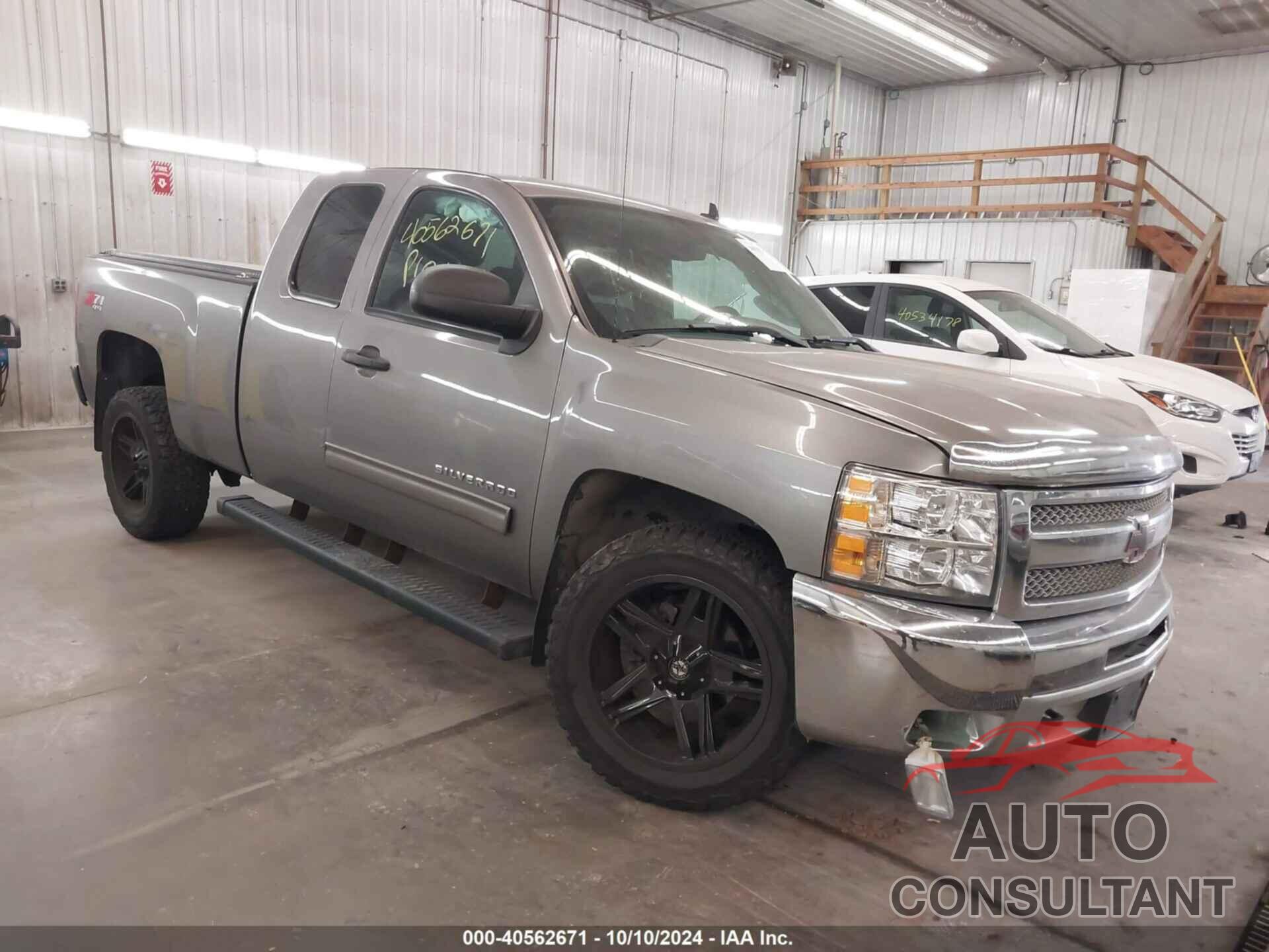 CHEVROLET SILVERADO 1500 2013 - 1GCRKSE75DZ330608