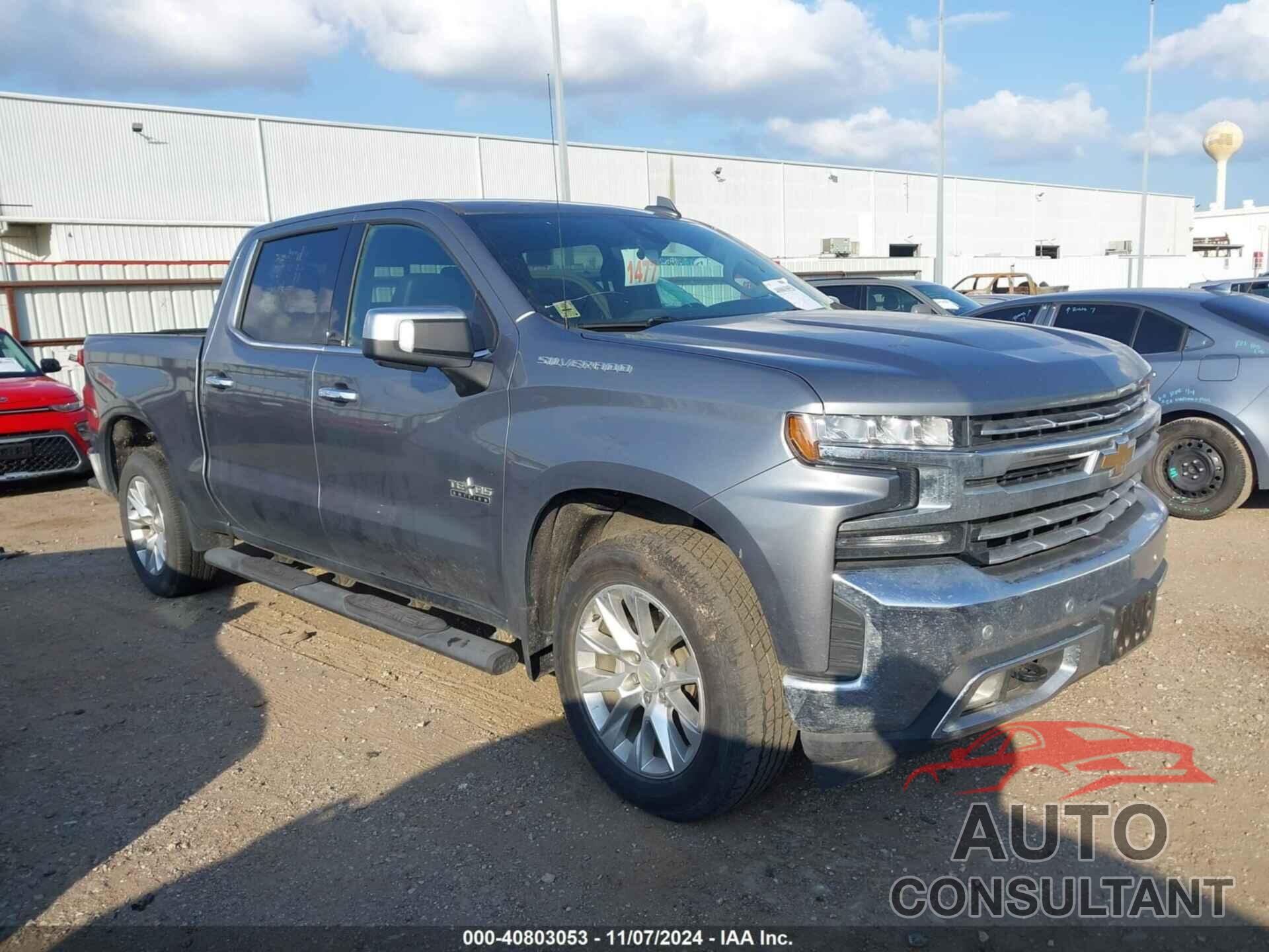 CHEVROLET SILVERADO 1500 2021 - 1GCPWEED8MZ216122