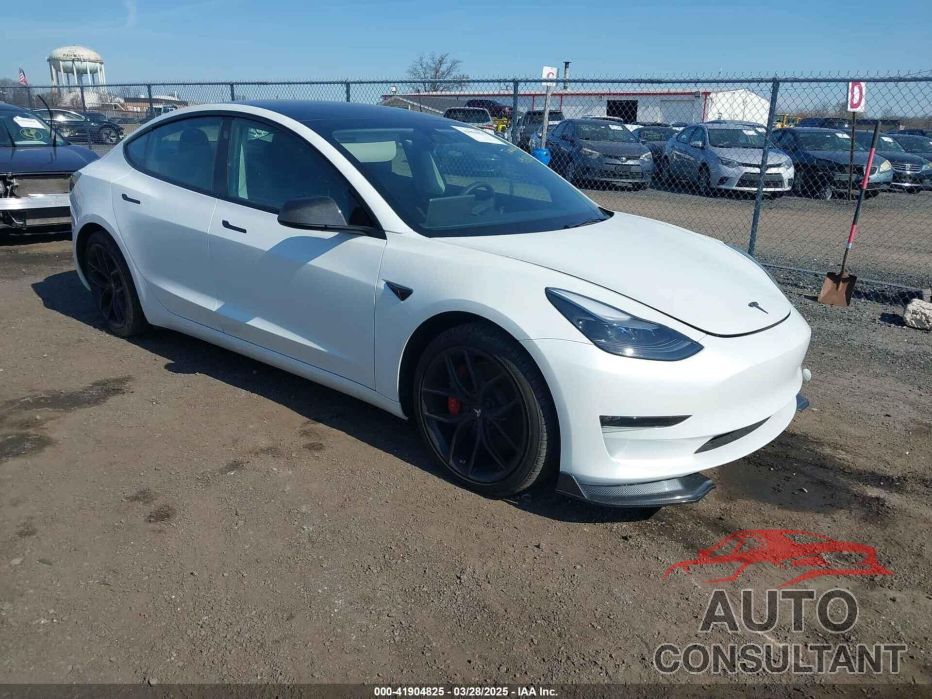 TESLA MODEL 3 2023 - 5YJ3E1EC1PF492427