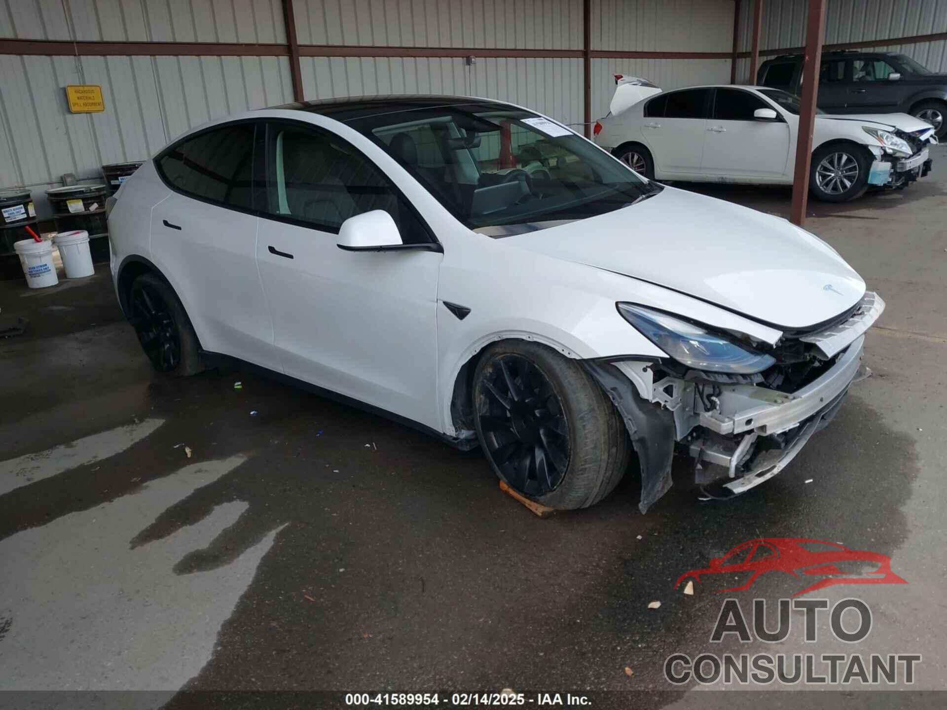 TESLA MODEL Y 2023 - 7SAYGAEE0PF787216