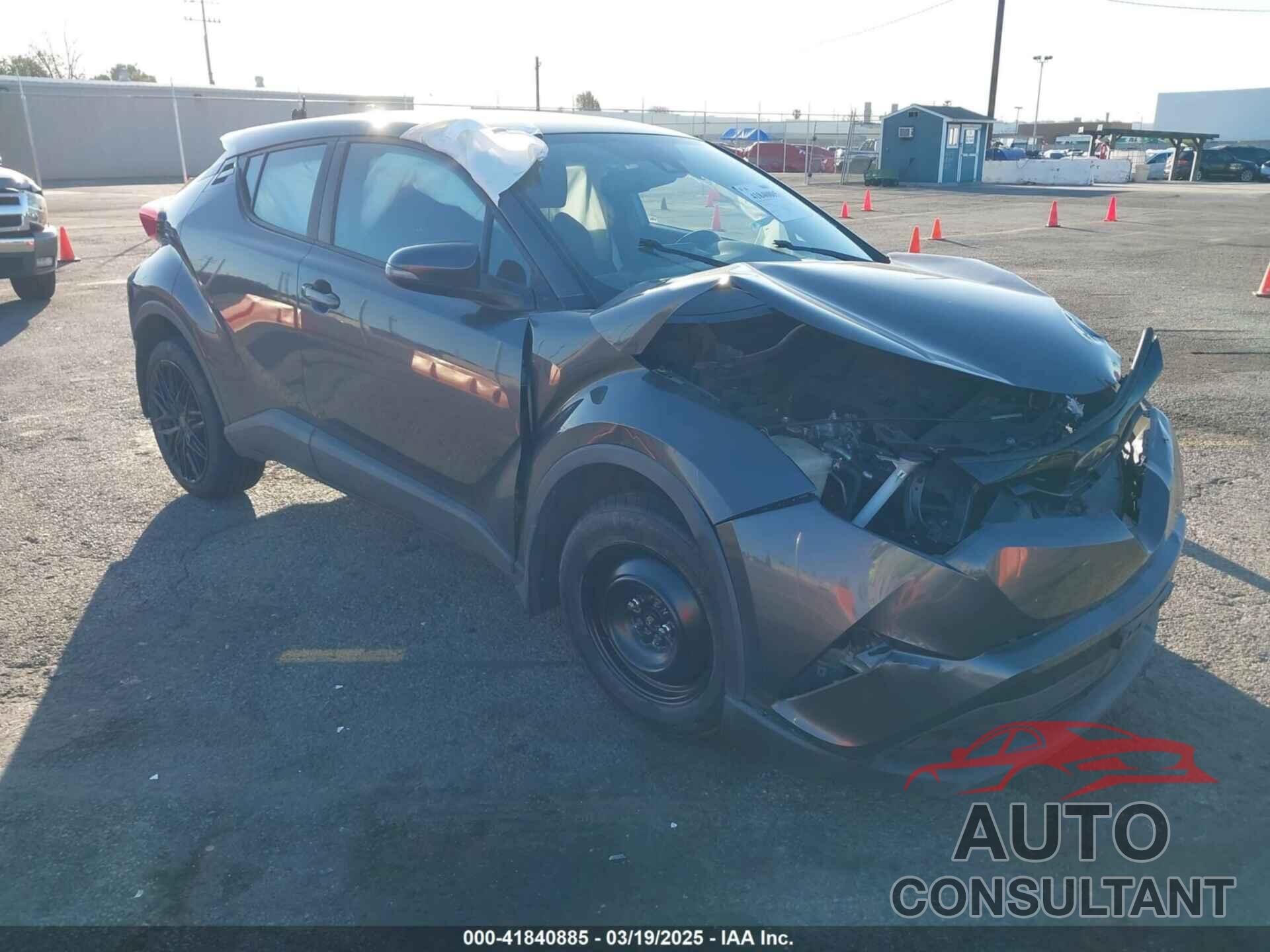 TOYOTA C-HR 2018 - NMTKHMBX3JR009940