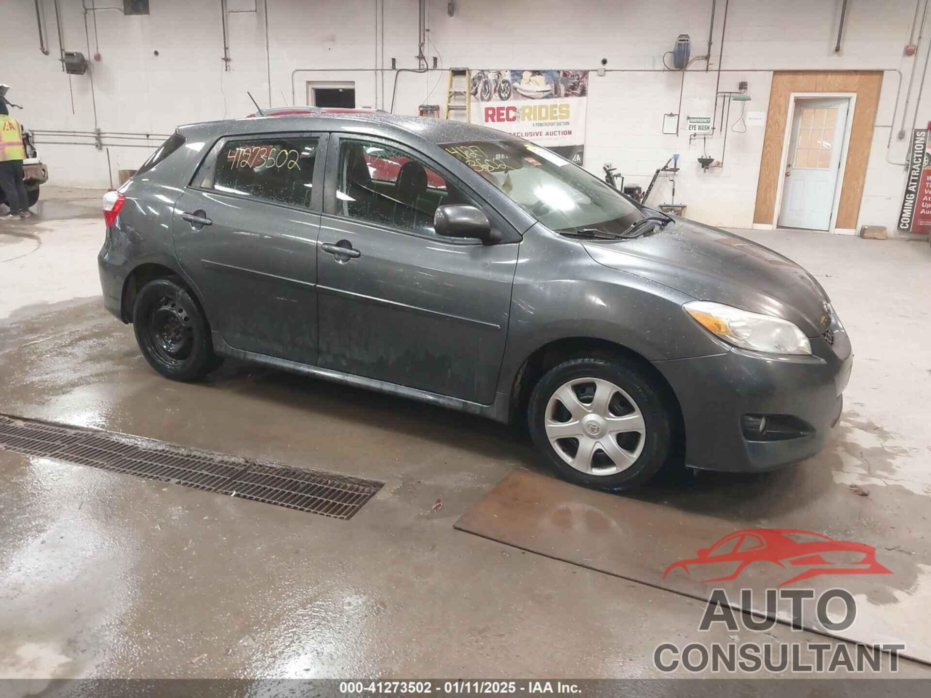 TOYOTA MATRIX 2010 - 2T1LE4EE1AC013664