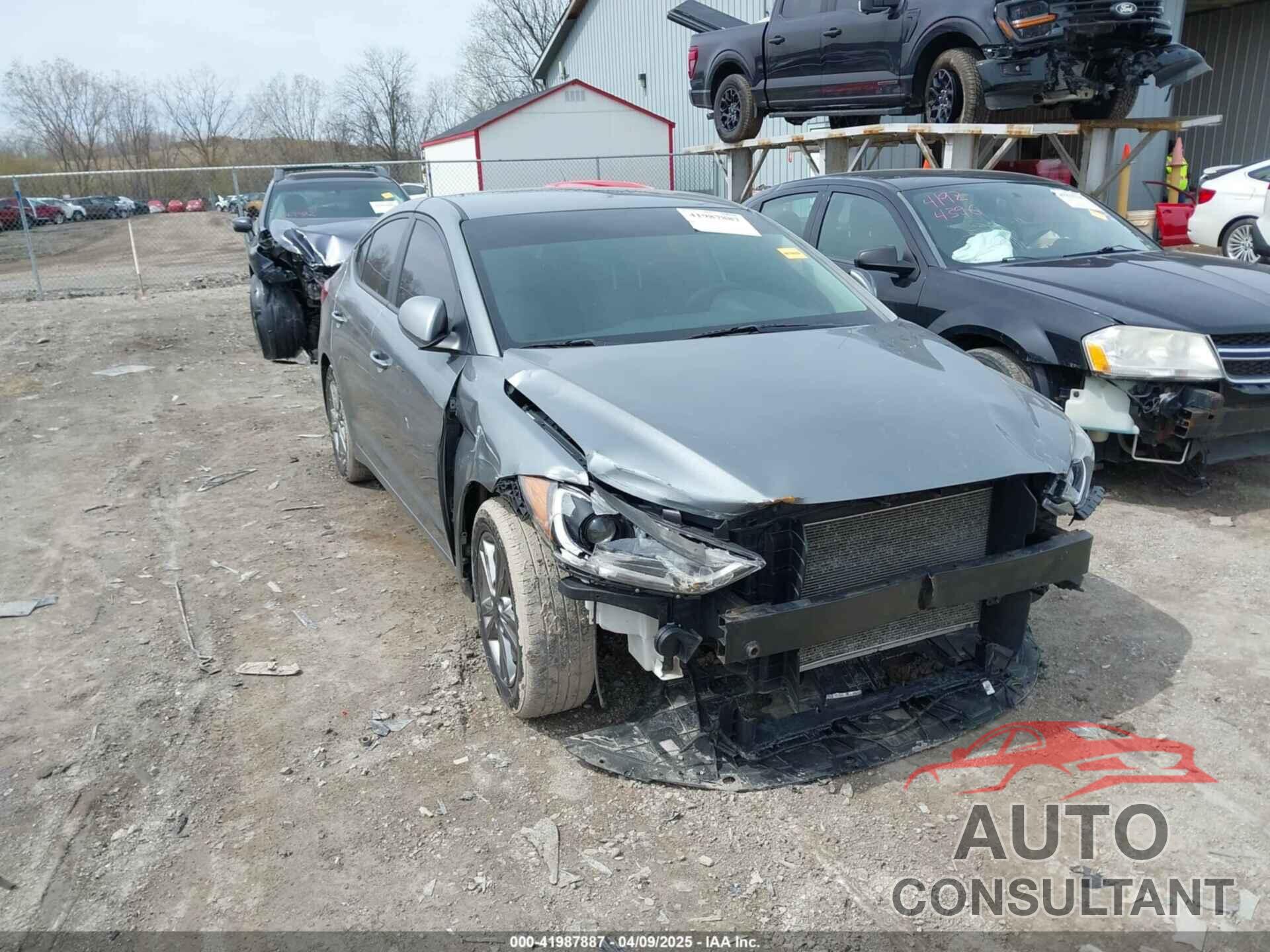 HYUNDAI ELANTRA 2018 - KMHD84LF9JU607893