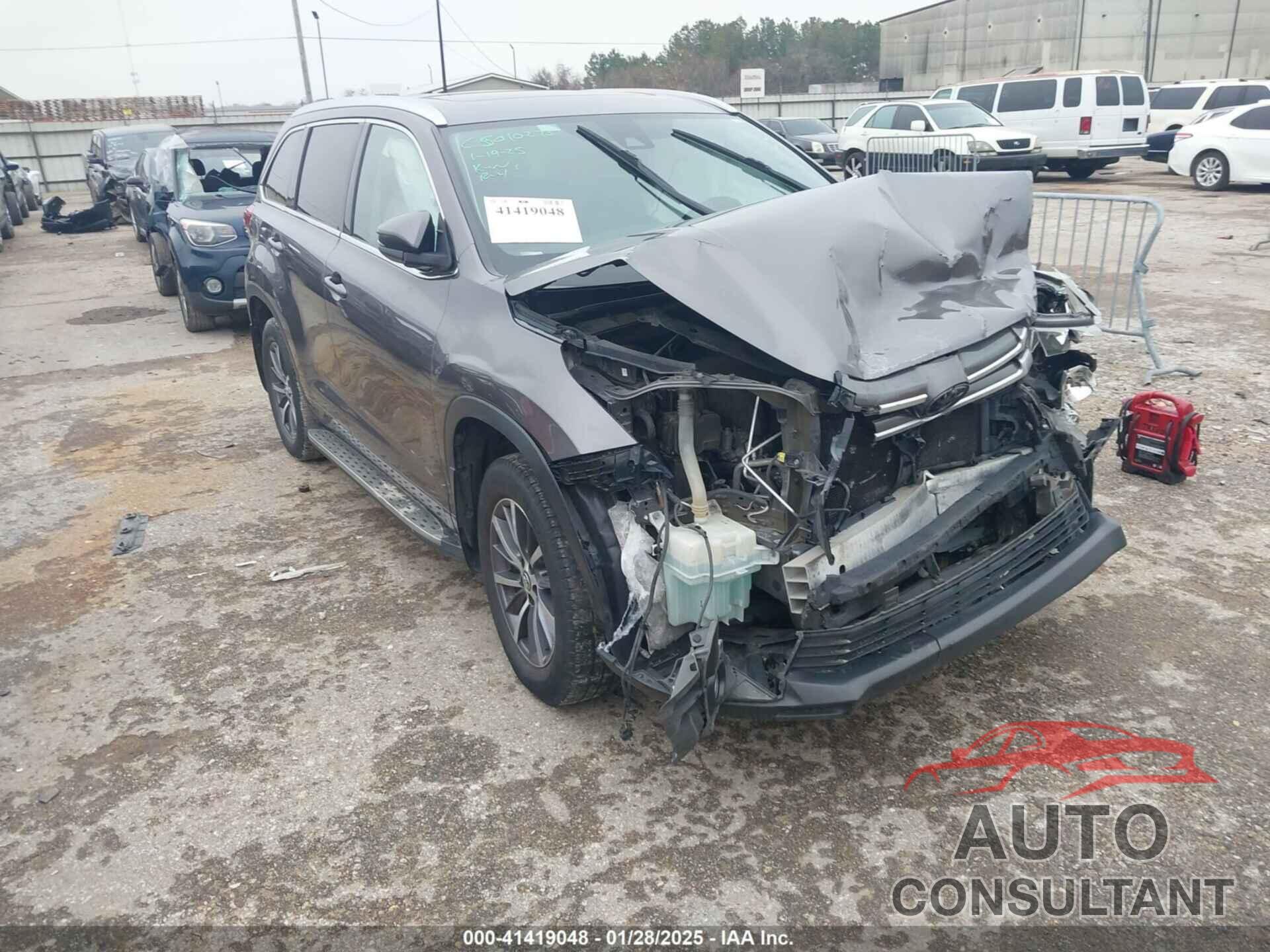 TOYOTA HIGHLANDER 2017 - 5TDKZRFH0HS217024
