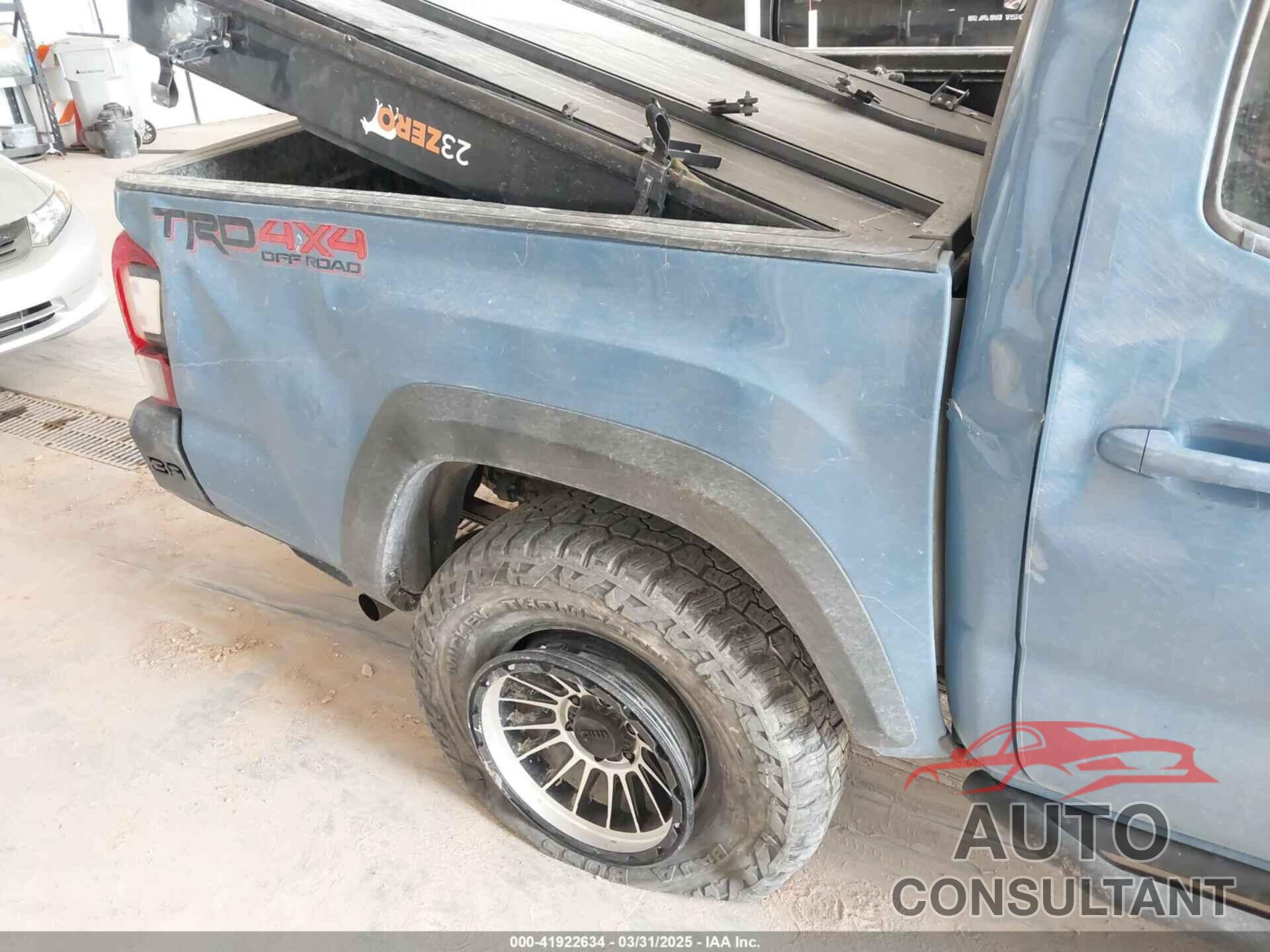 TOYOTA TACOMA 2019 - 3TMCZ5AN6KM194530