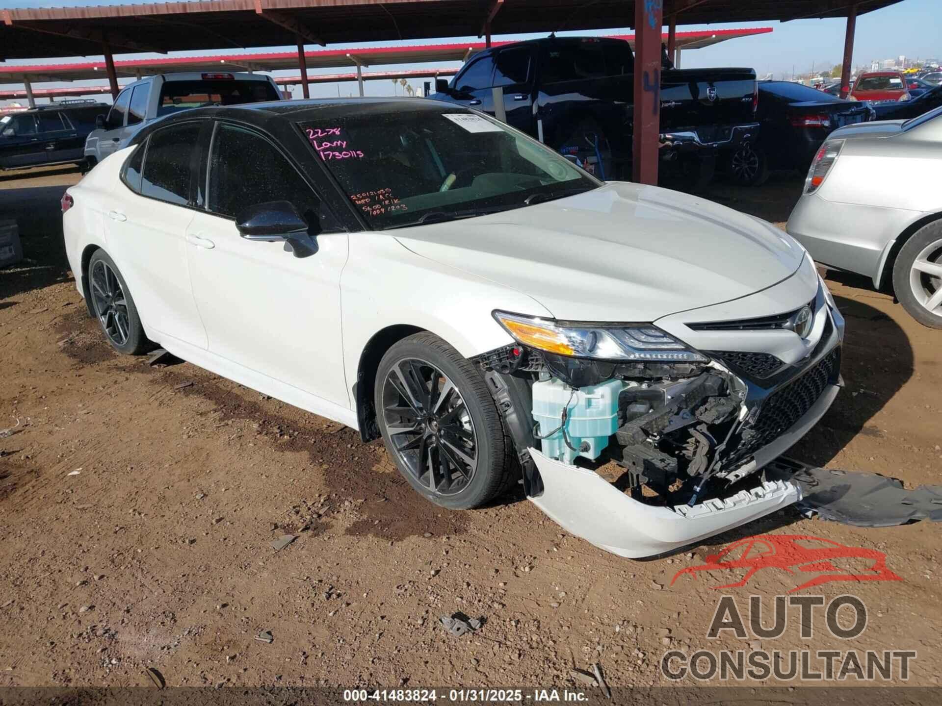 TOYOTA CAMRY 2020 - 4T1KZ1AK9LU045600