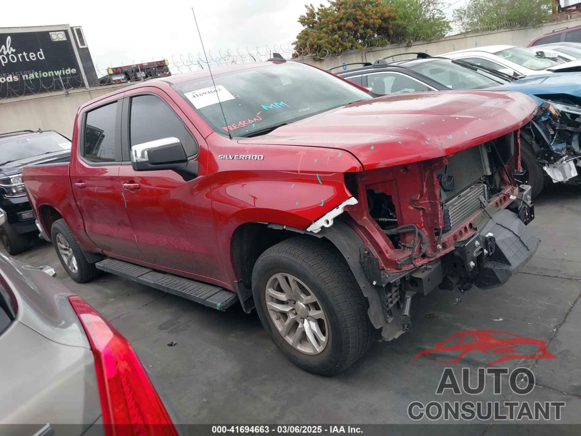 CHEVROLET SILVERADO 1500 2021 - 1GCPWCEK6MZ382058