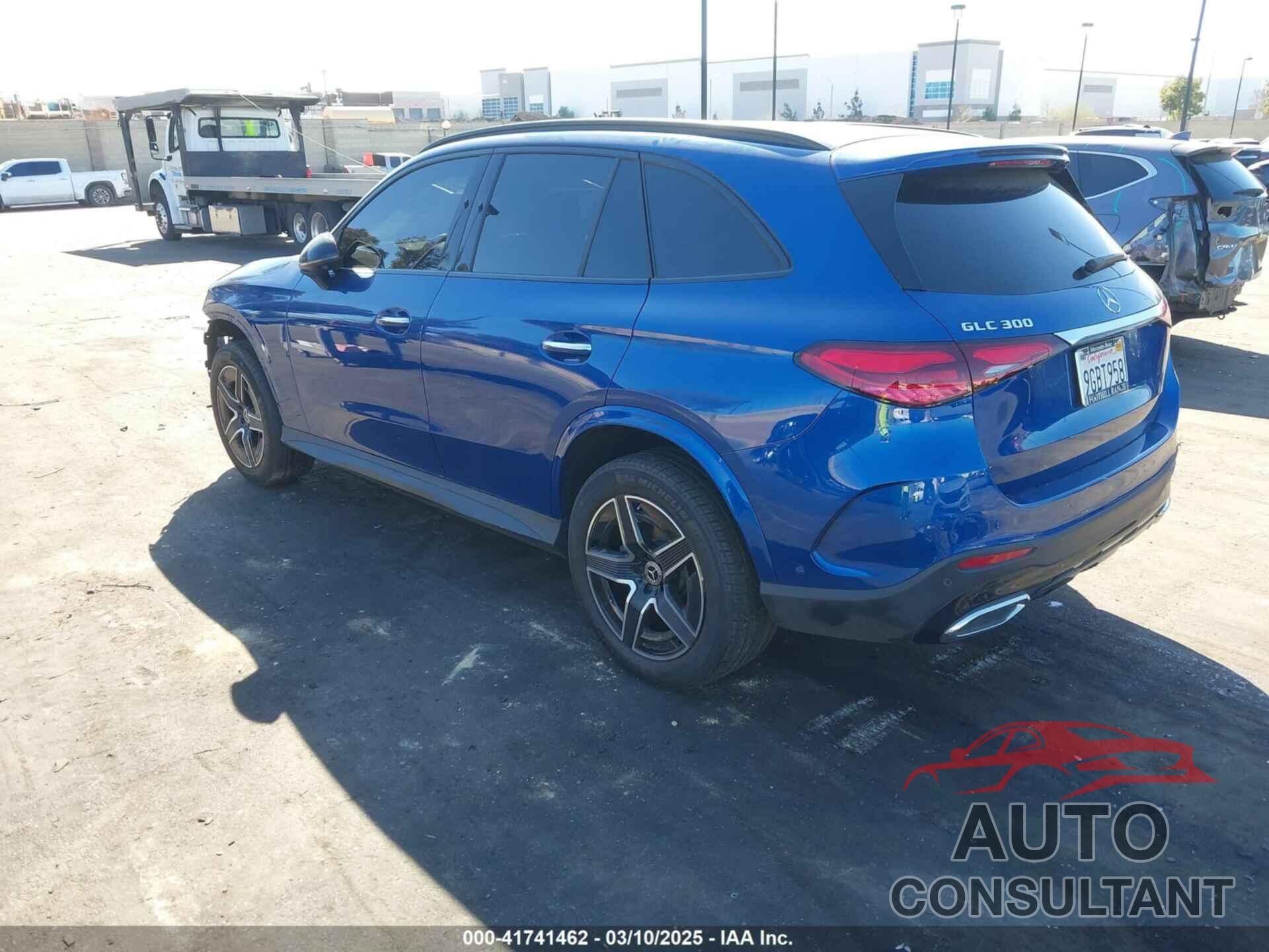 MERCEDES-BENZ GLC 300 2023 - W1NKM4GB1PU017705