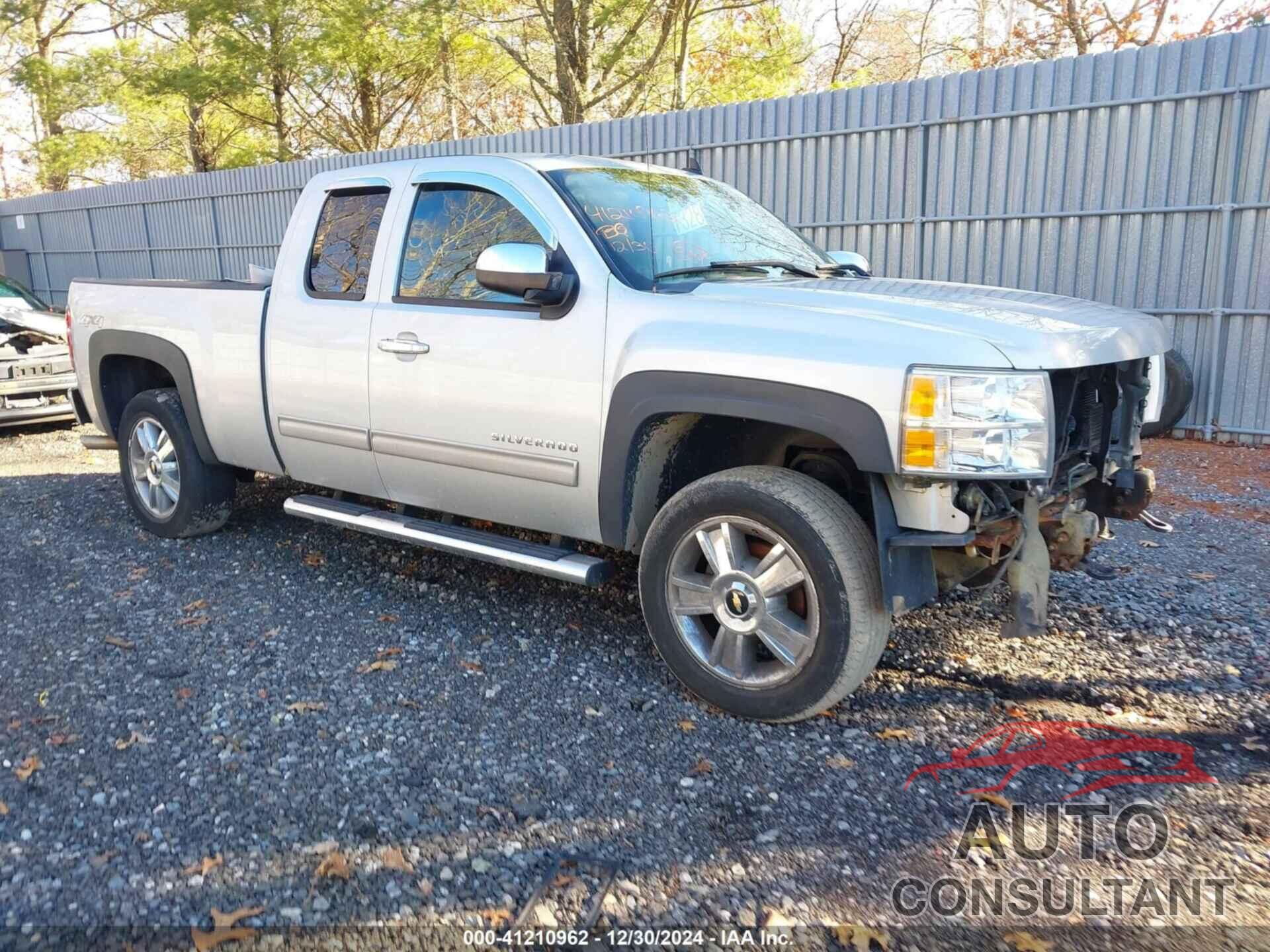 CHEVROLET SILVERADO 1500 2013 - 1GCRKTE75DZ410013