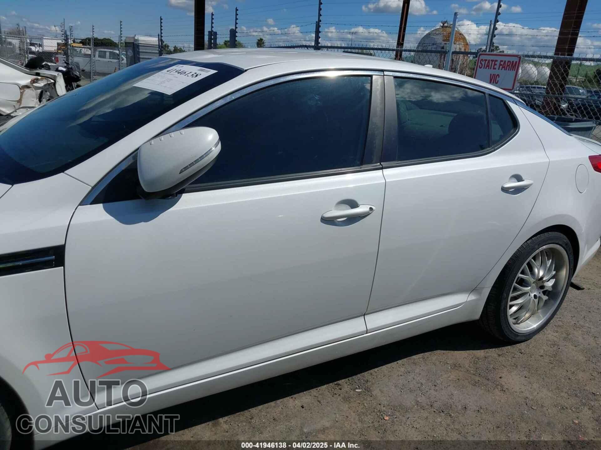 KIA OPTIMA 2011 - KNAGM4A71B5072995