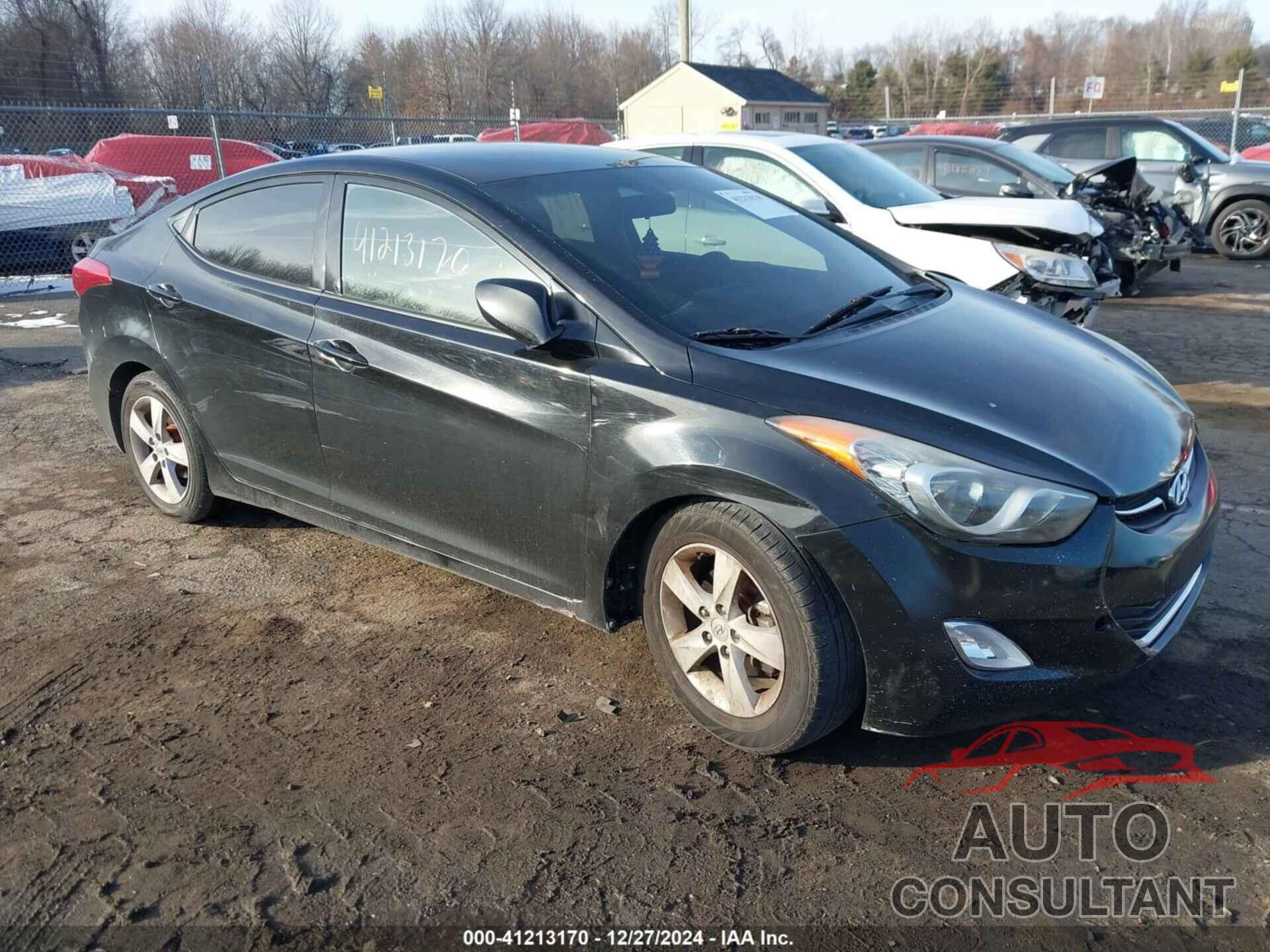 HYUNDAI ELANTRA 2013 - KMHDH4AE6DU795710