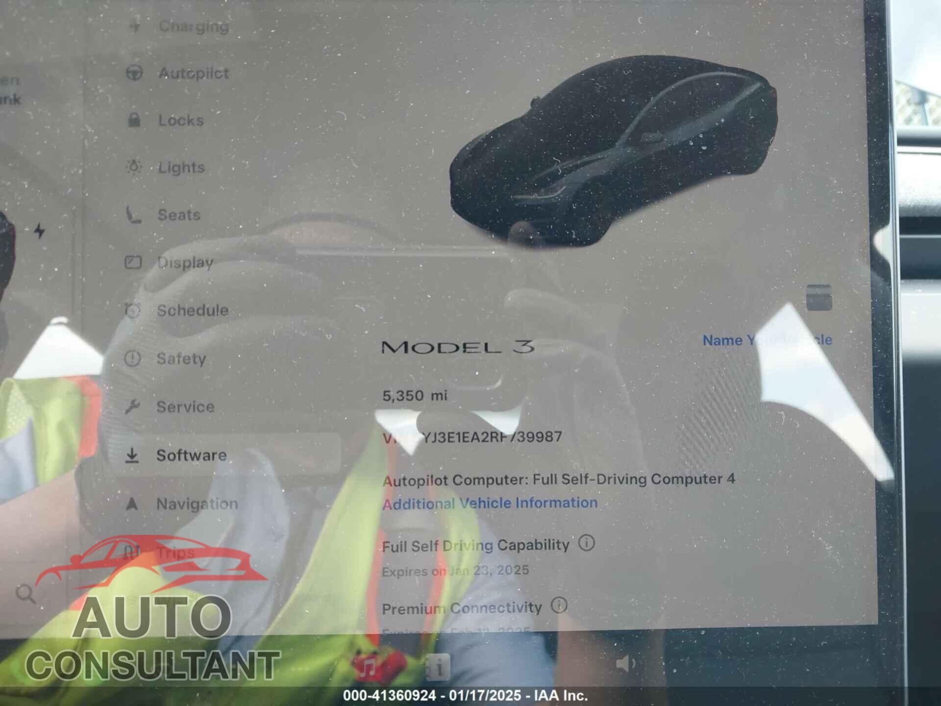 TESLA MODEL 3 2024 - 5YJ3E1EA2RF739987