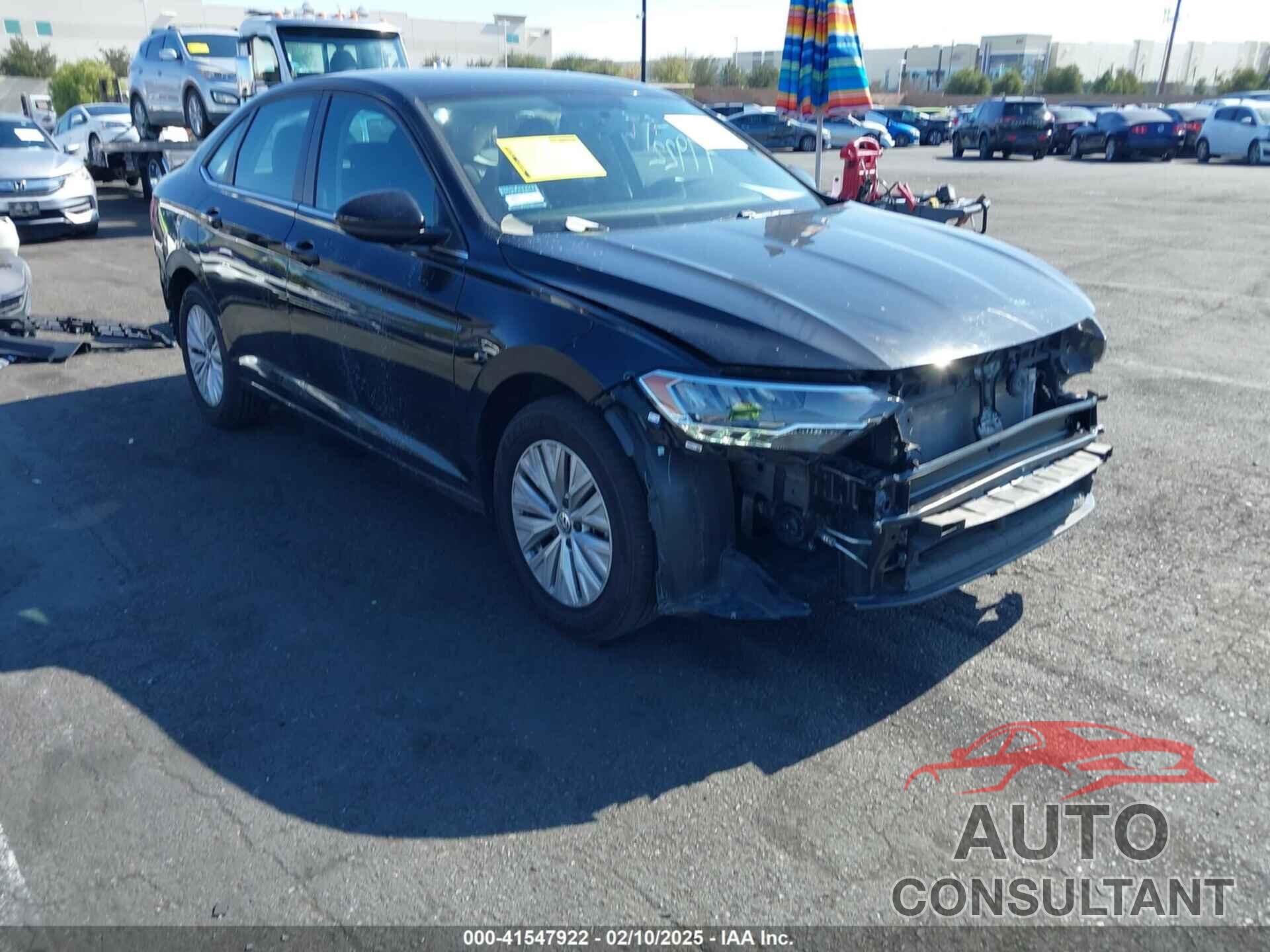 VOLKSWAGEN JETTA 2019 - 3VWC57BU0KM090187