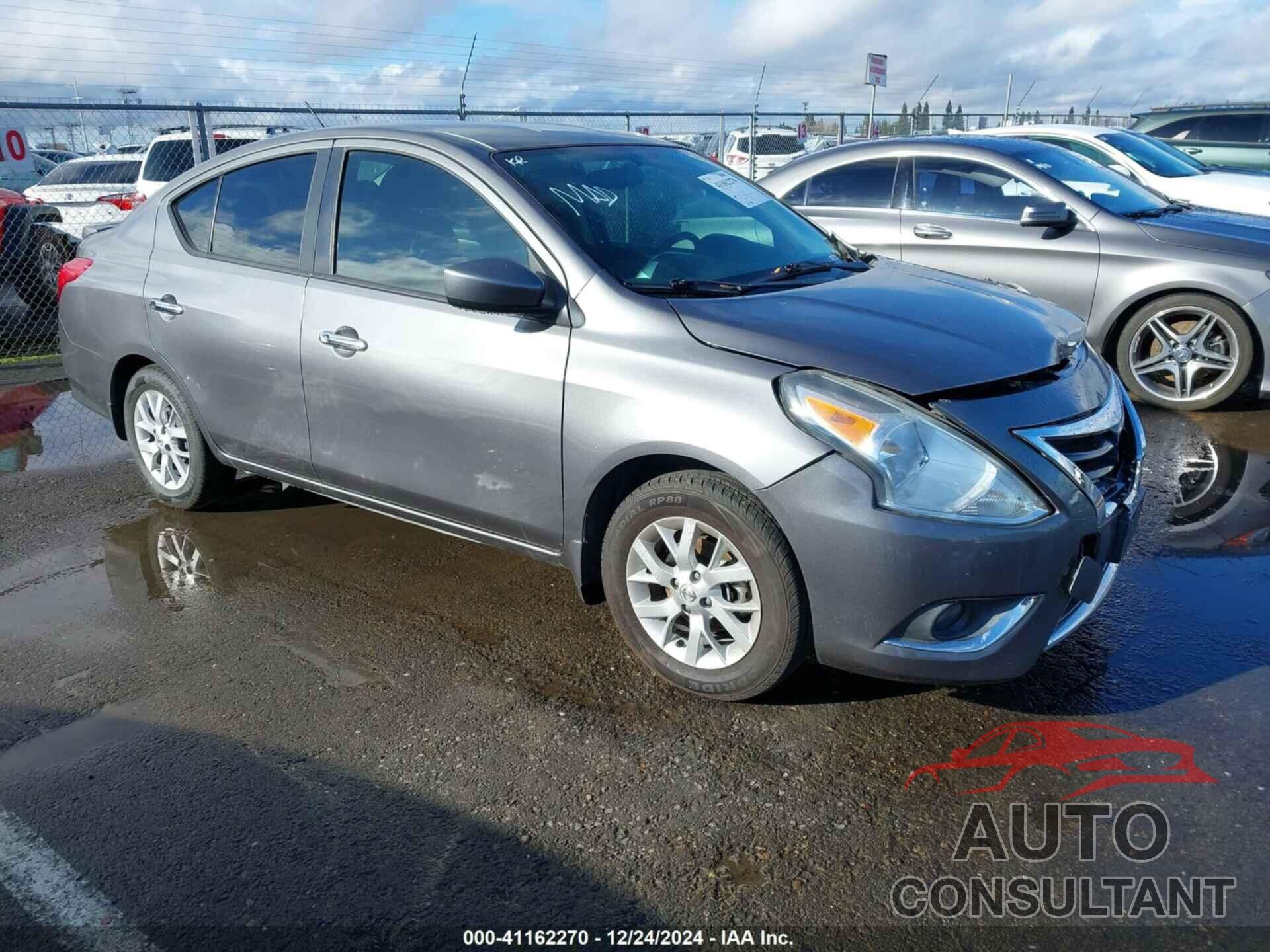 NISSAN VERSA 2017 - 3N1CN7AP1HL858758