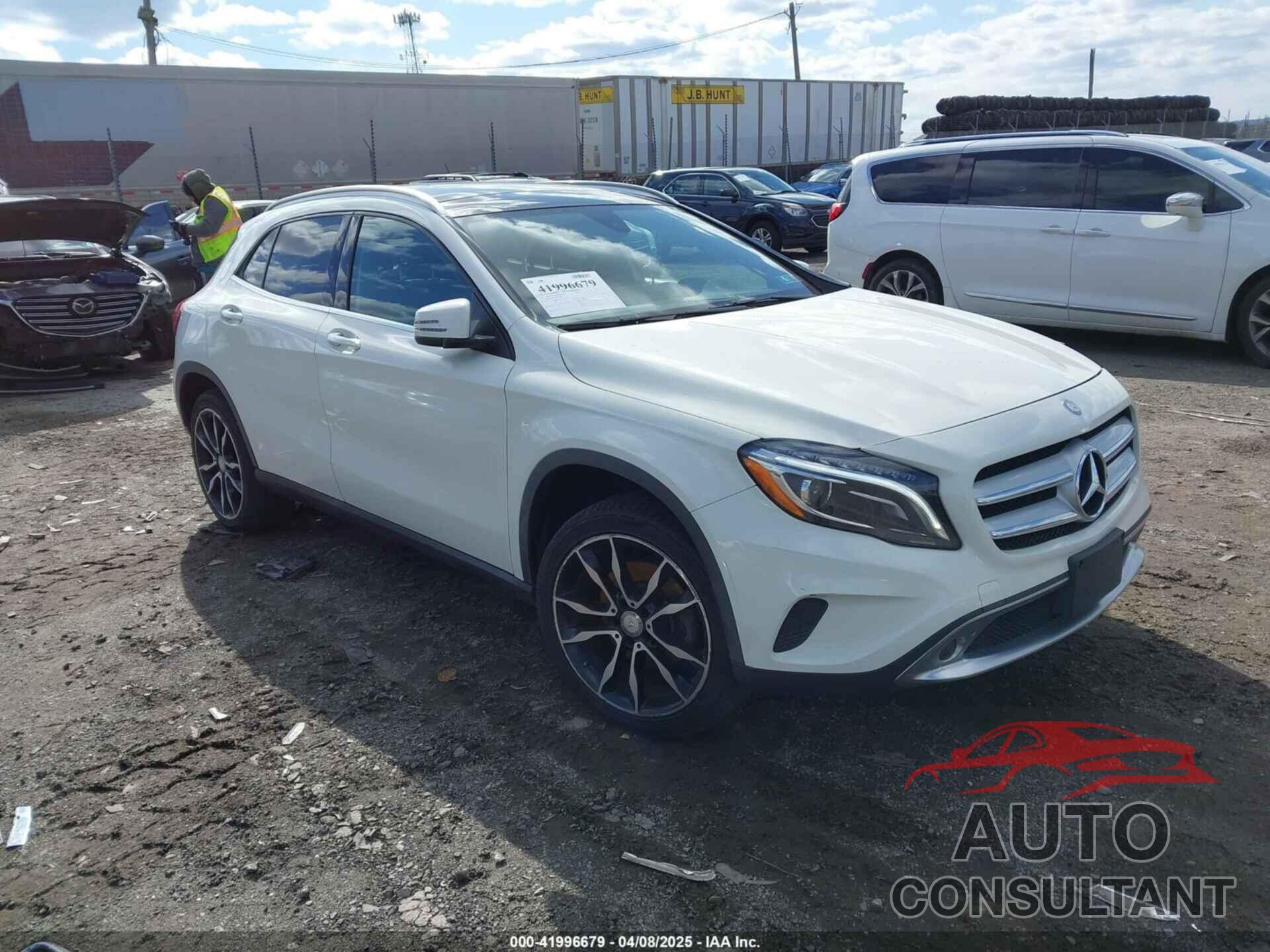 MERCEDES-BENZ GLA 250 2017 - WDCTG4GB6HJ357089