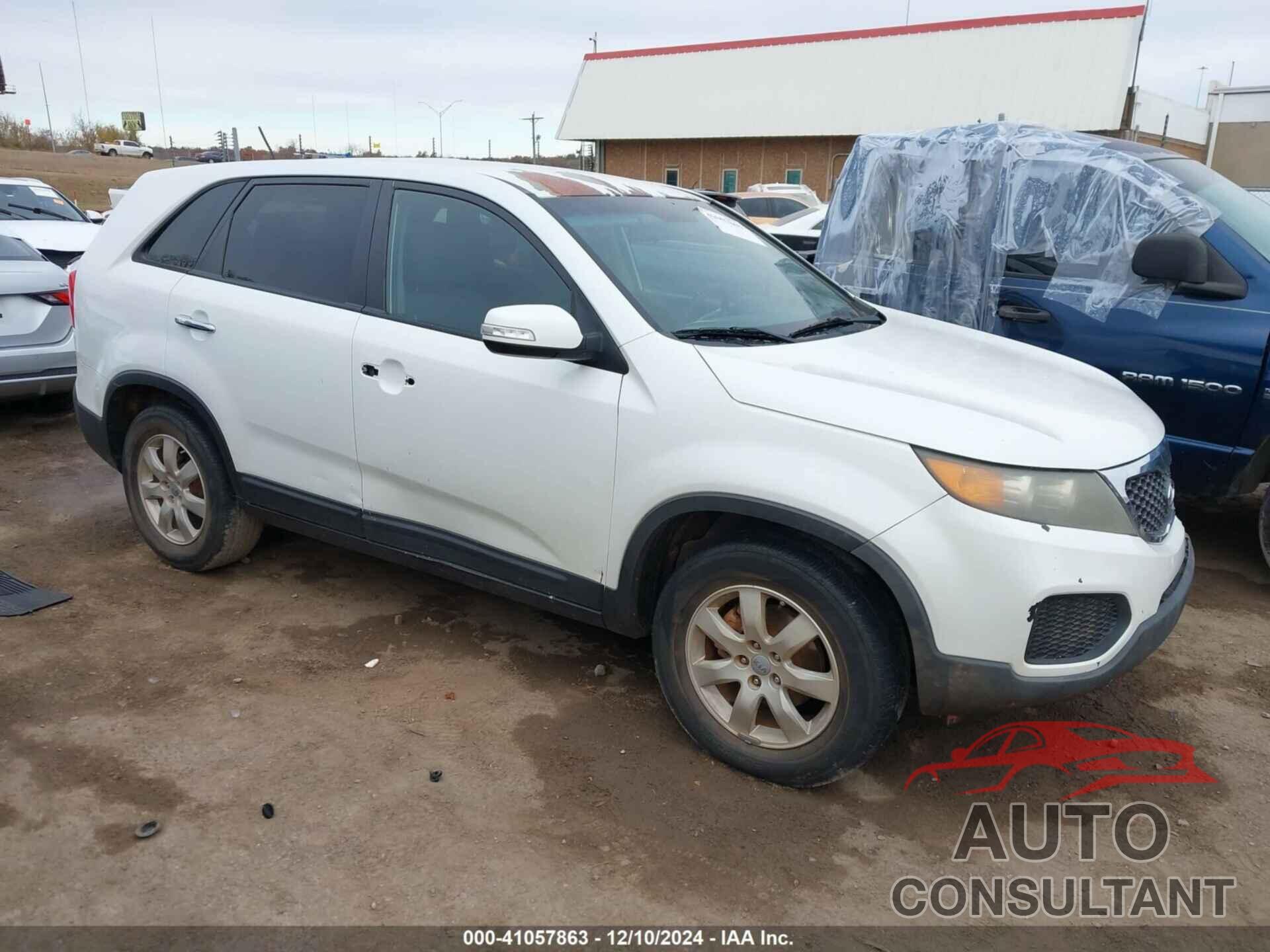 KIA SORENTO 2012 - 5XYKT3A15CG262331