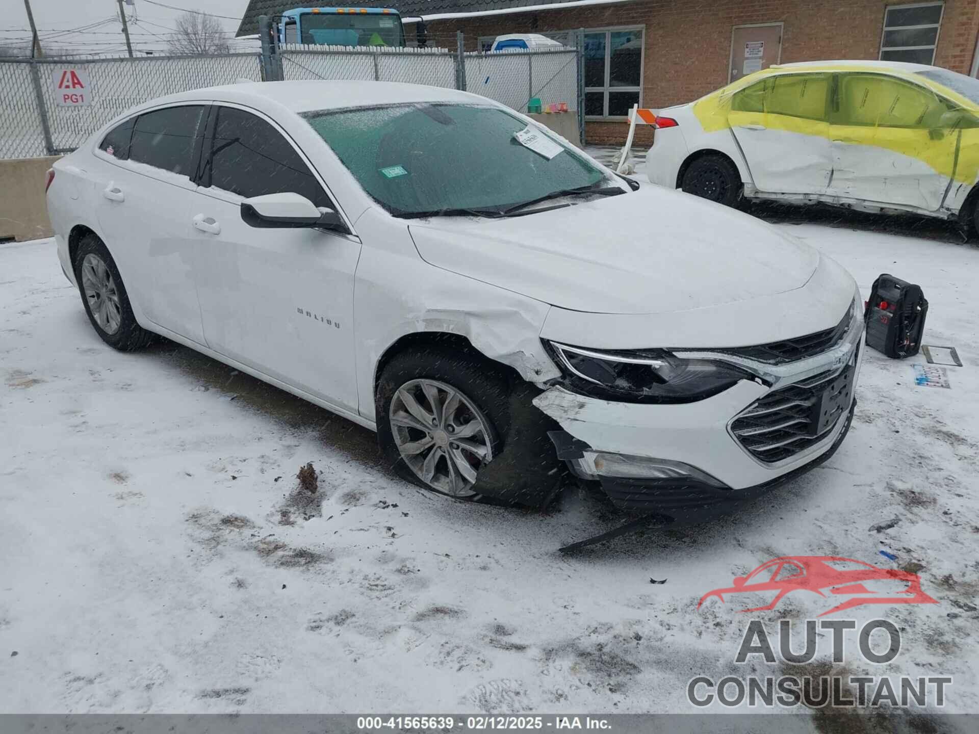 CHEVROLET MALIBU 2022 - 1G1ZD5ST9NF151402