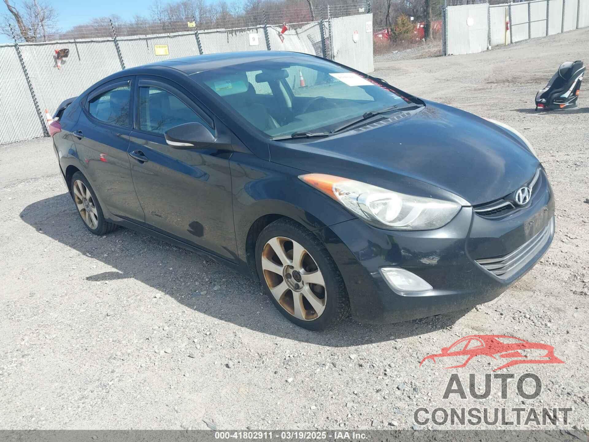 HYUNDAI ELANTRA 2013 - 5NPDH4AE2DH382228