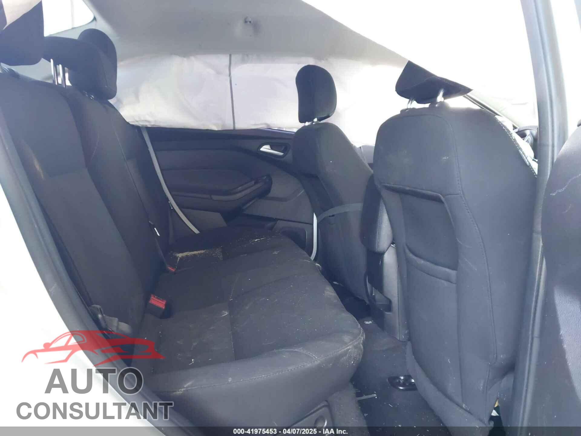 FORD FOCUS 2017 - 1FADP3F2XHL300331