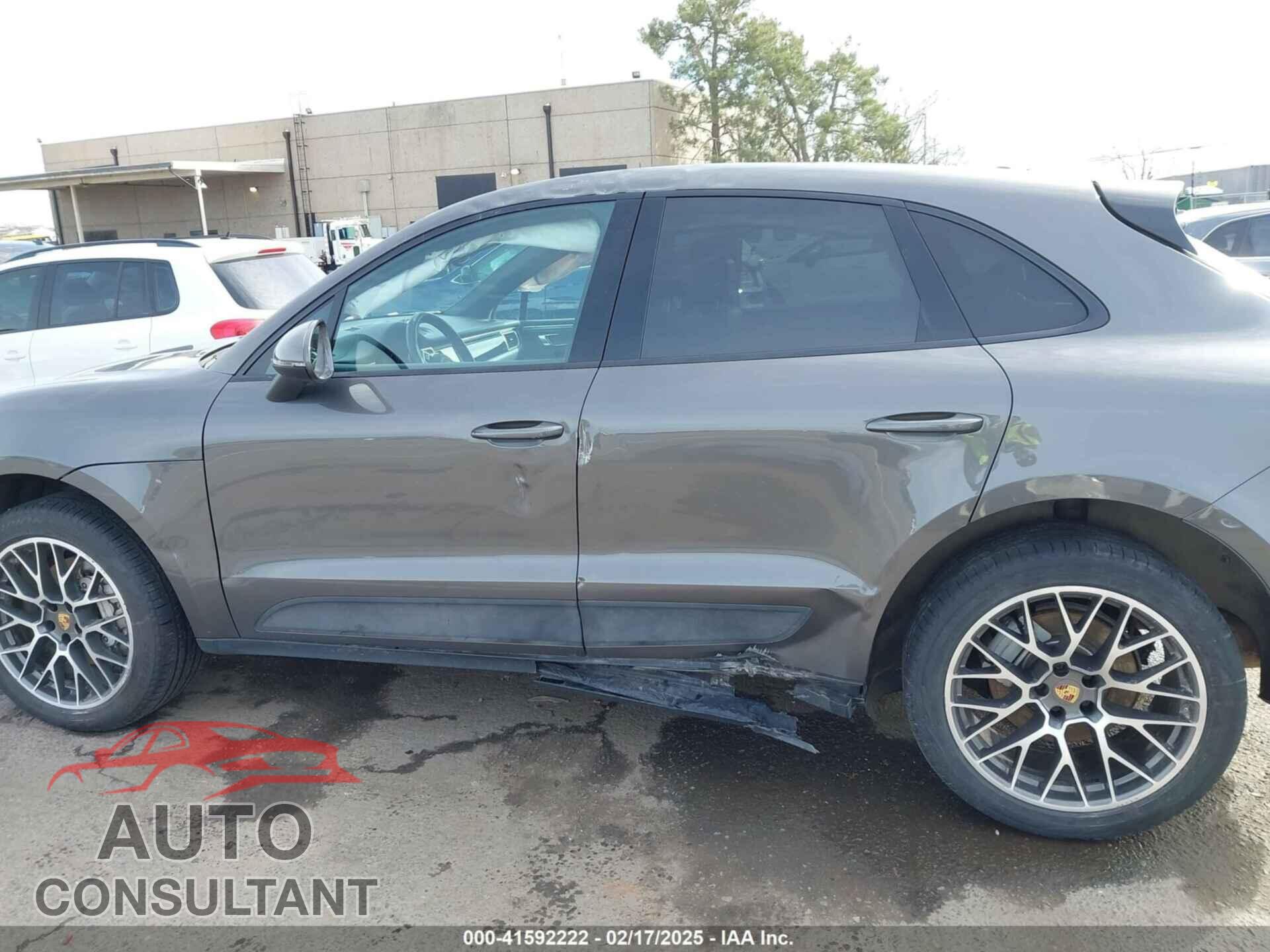 PORSCHE MACAN 2016 - WP1AB2A56GLB45913