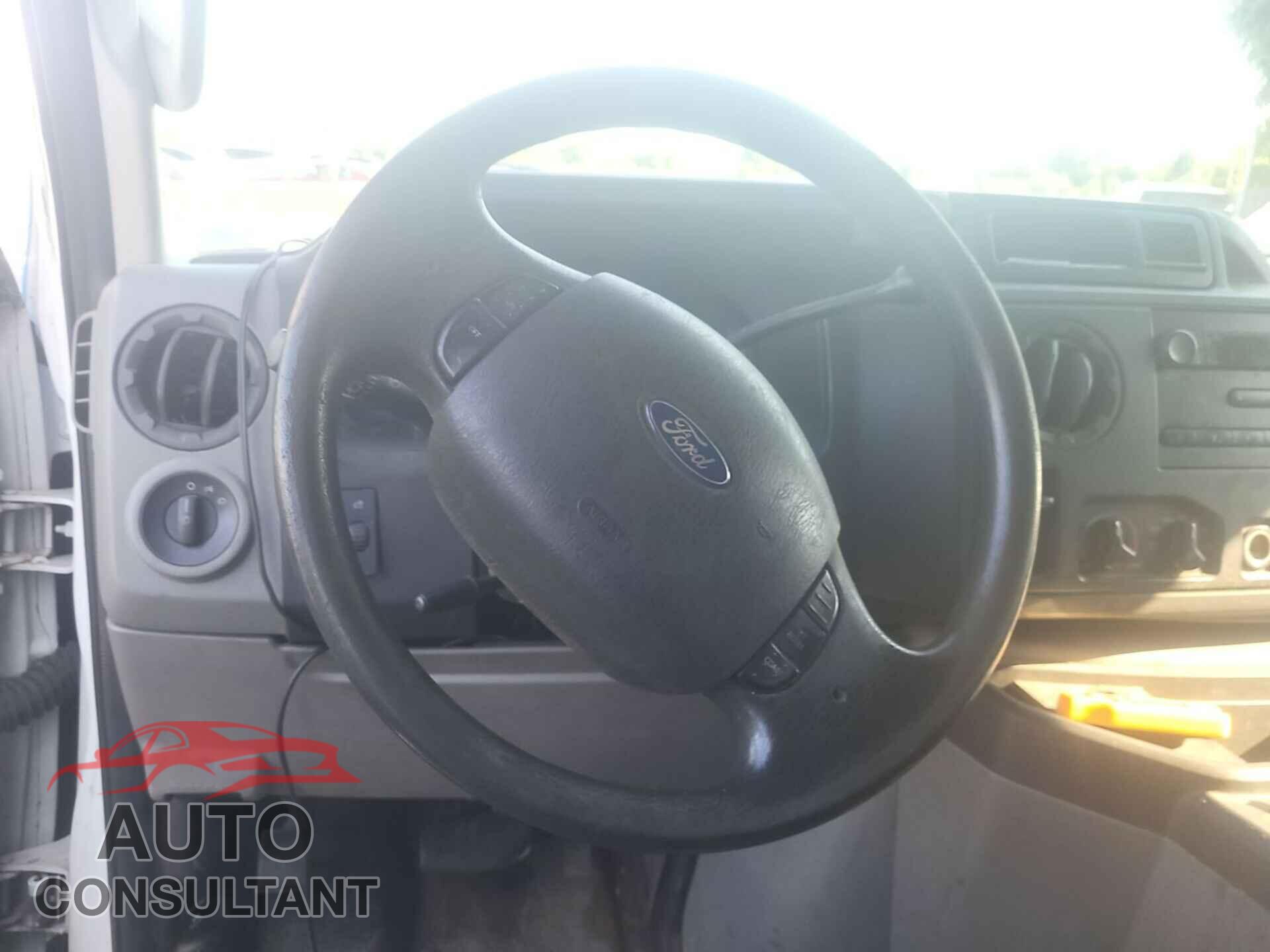 FORD ECONOLINE 2012 - 1FTNE2EW8CDA66843