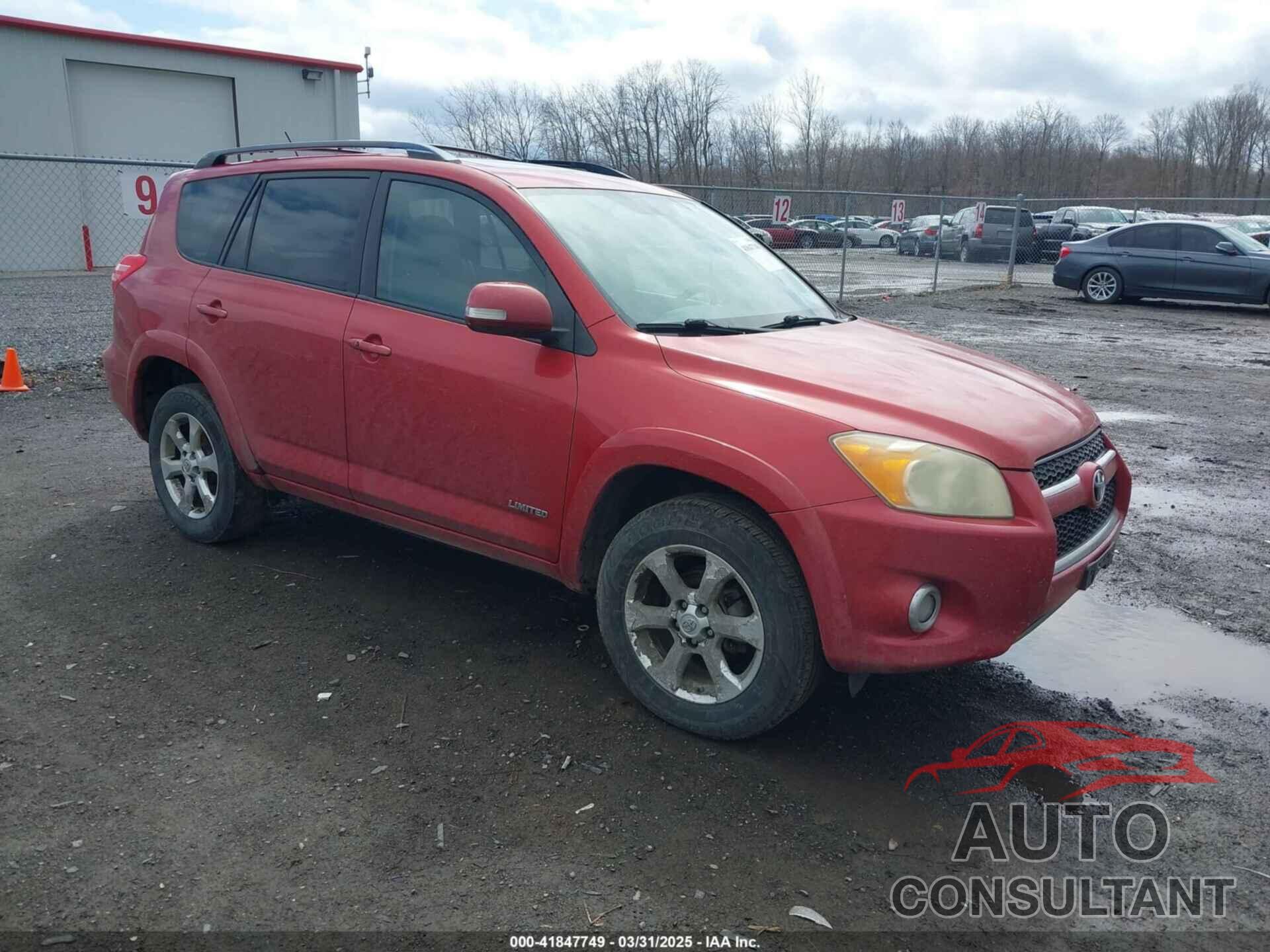 TOYOTA RAV4 2010 - JTMDF4DV8AD029852
