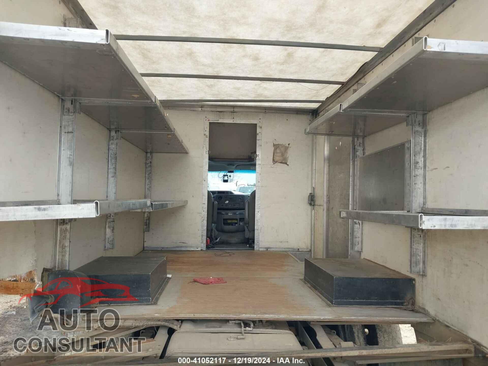 FORD E-350 CUTAWAY 2019 - 1FDWE3F69KDC42012
