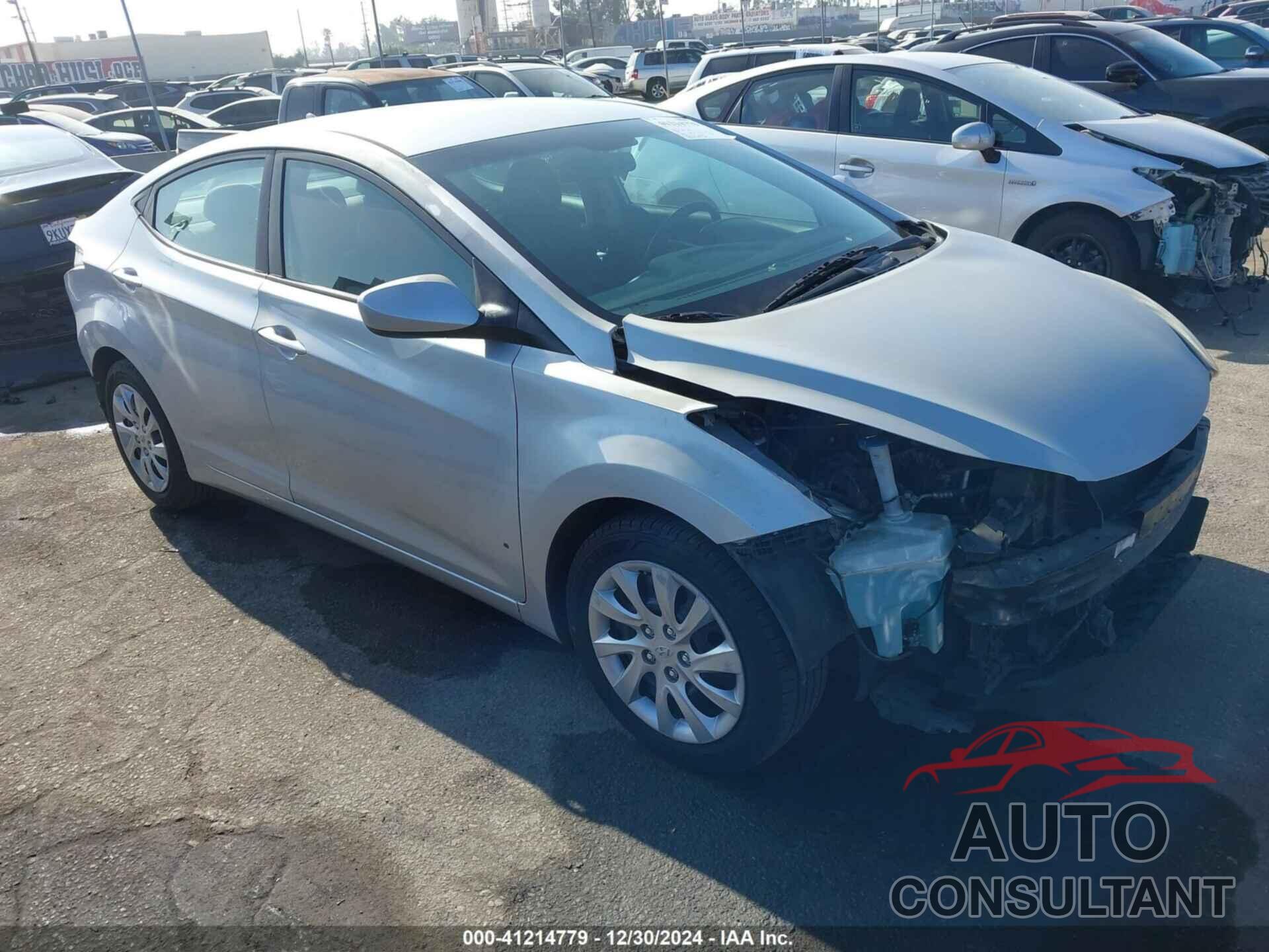 HYUNDAI ELANTRA 2012 - 5NPDH4AE4CH130642