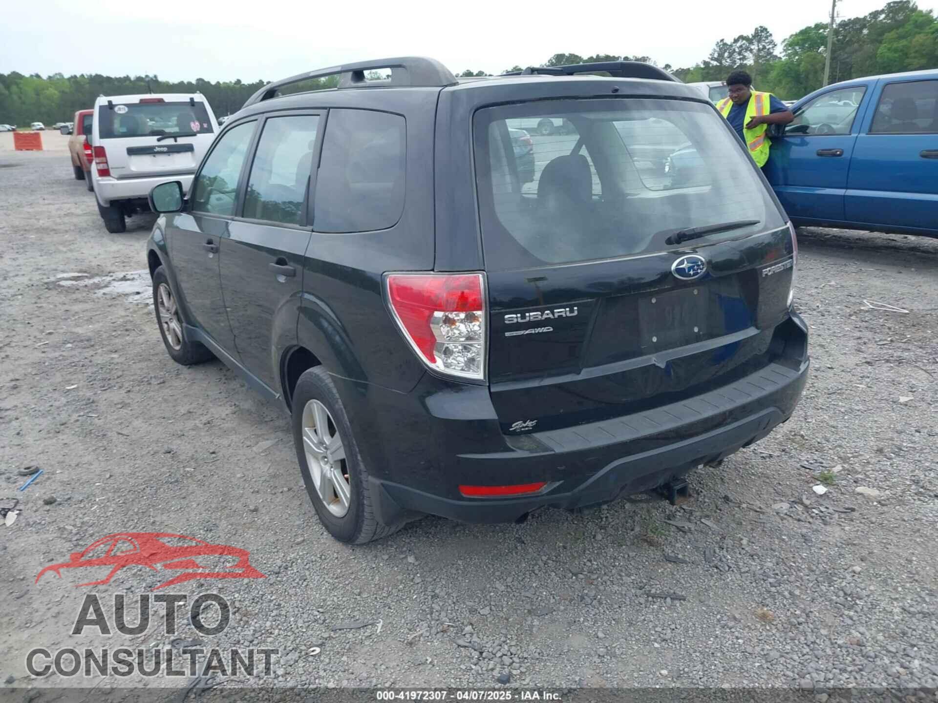 SUBARU FORESTER 2011 - JF2SHBBCXBH701025