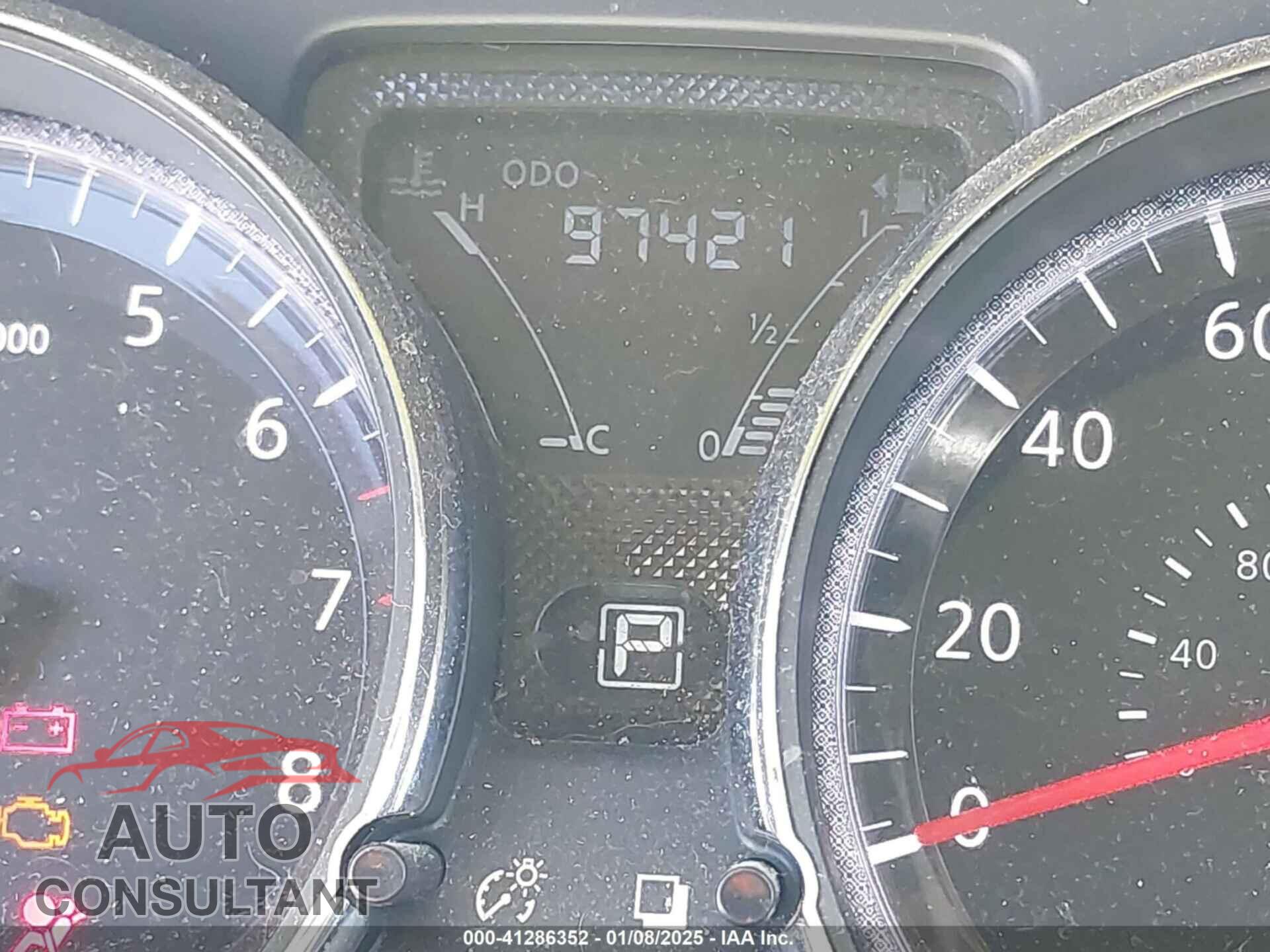 NISSAN VERSA 2019 - 3N1CN7AP3KL849065