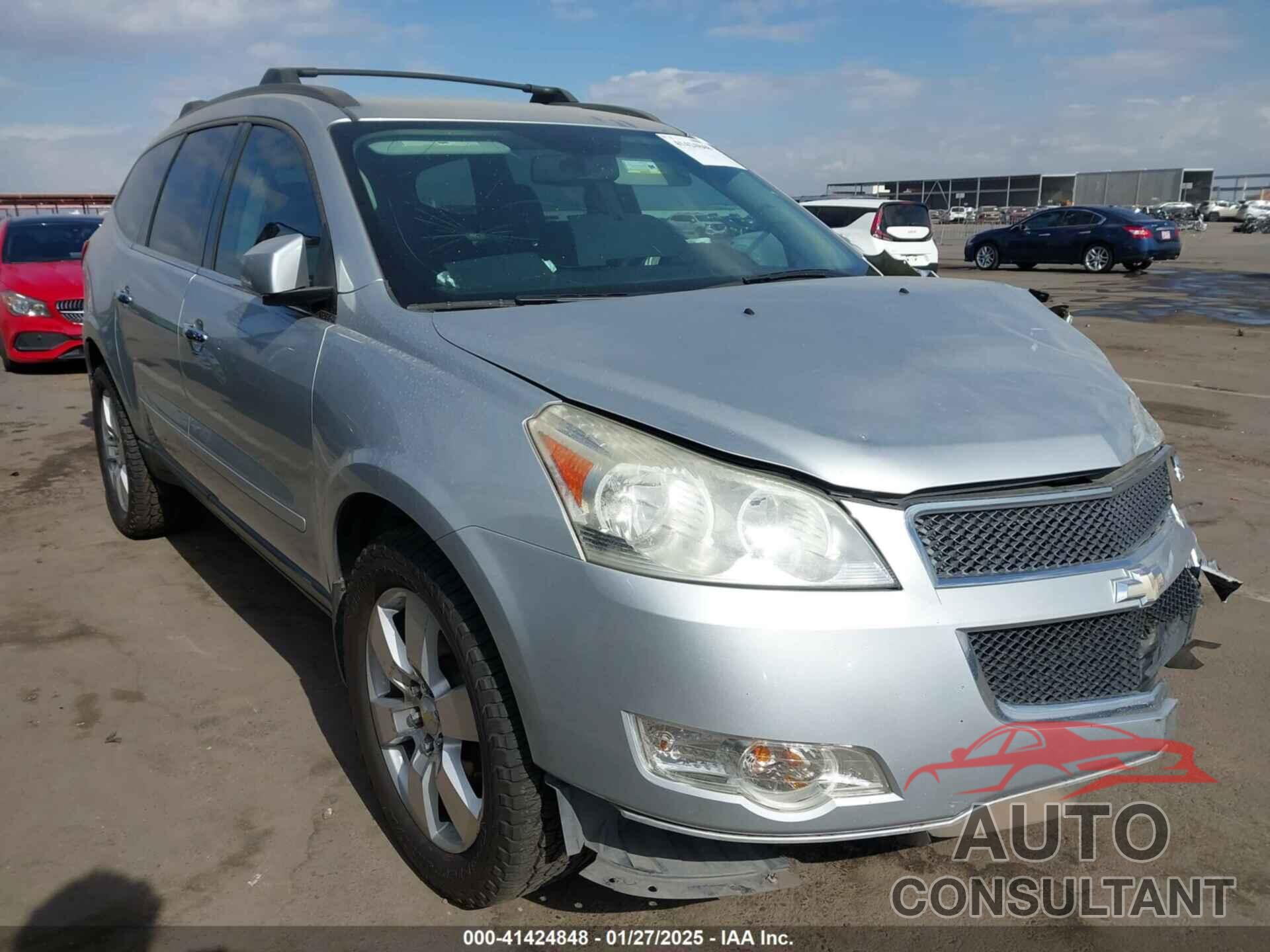 CHEVROLET TRAVERSE 2012 - 1GNKRGED1CJ121175