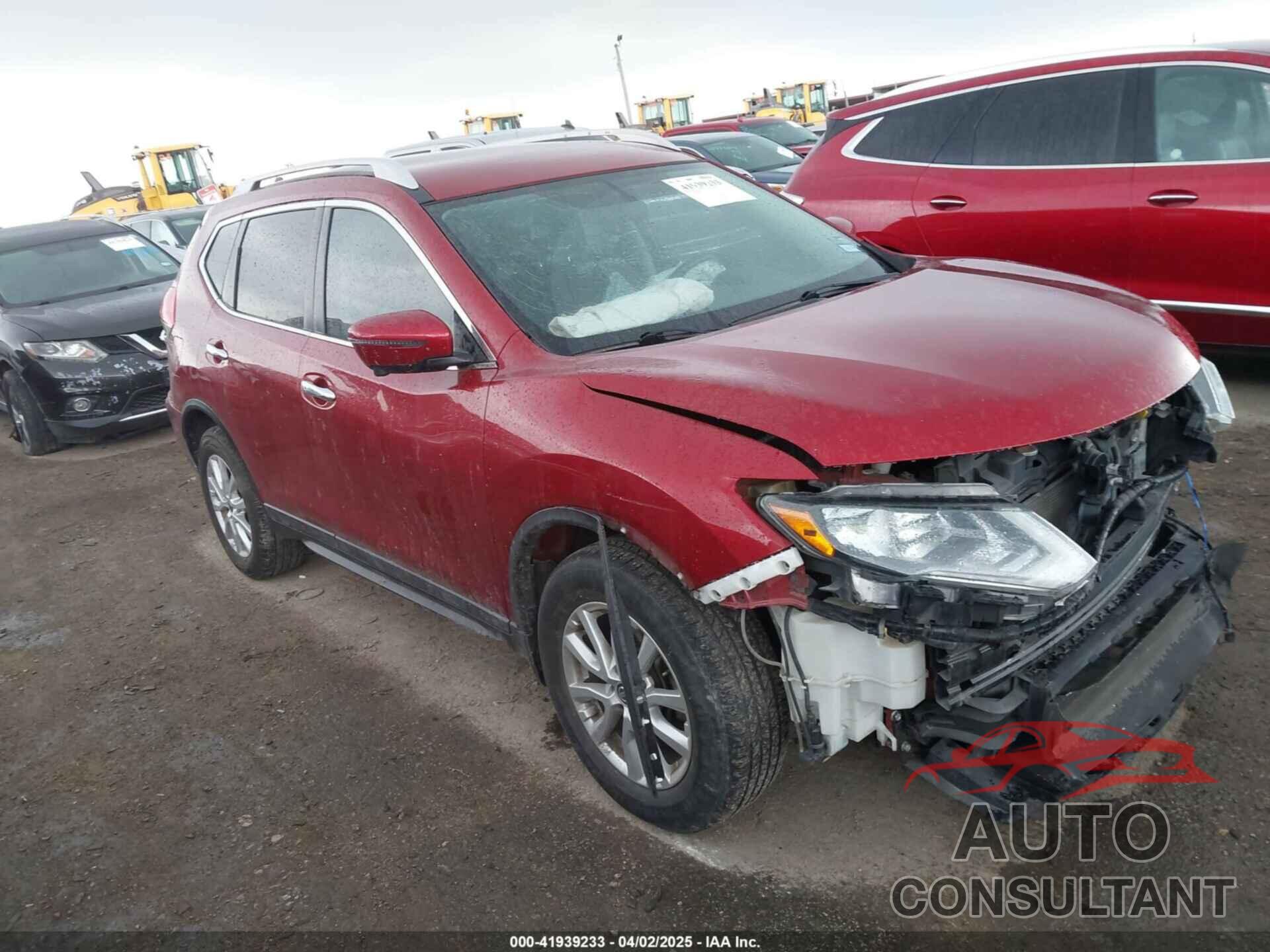 NISSAN ROGUE 2018 - 5N1AT2MT5JC721356