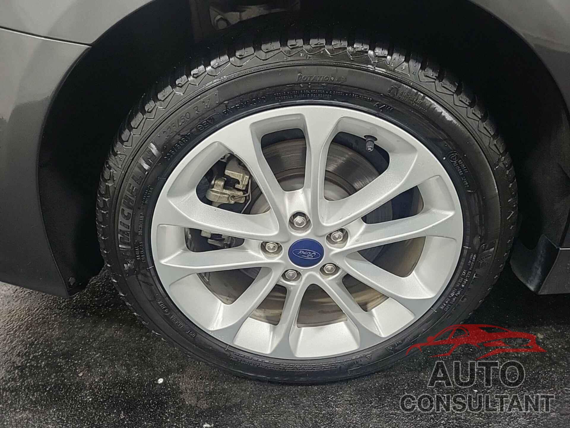 FORD FUSION 2019 - 3FA6P0LU7KR184012