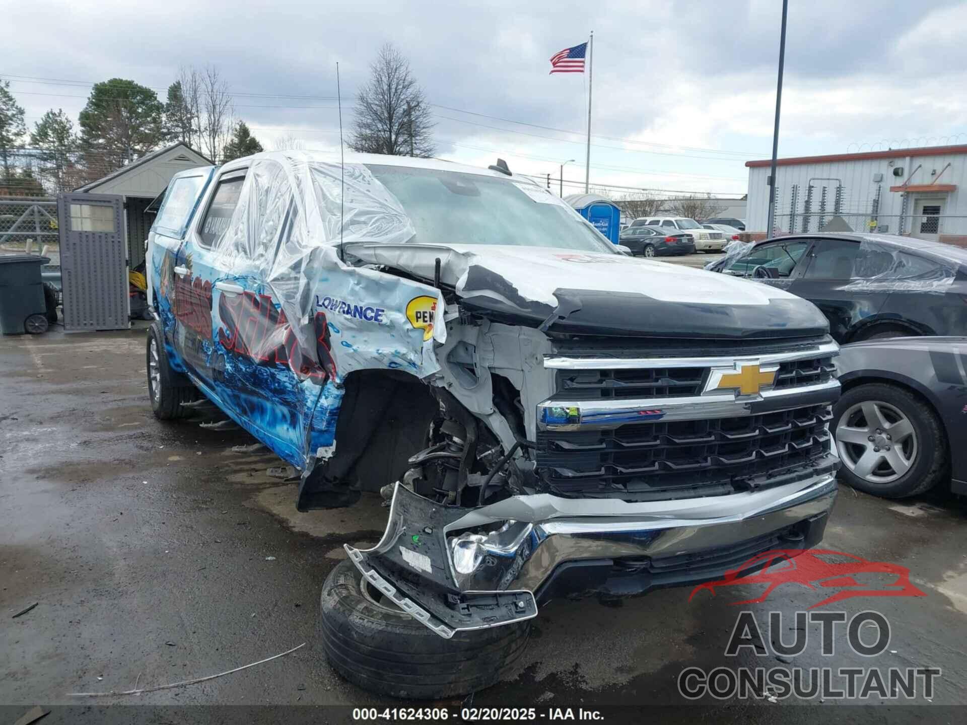 CHEVROLET SILVERADO 1500 2022 - 1GCUDDED1NZ524429