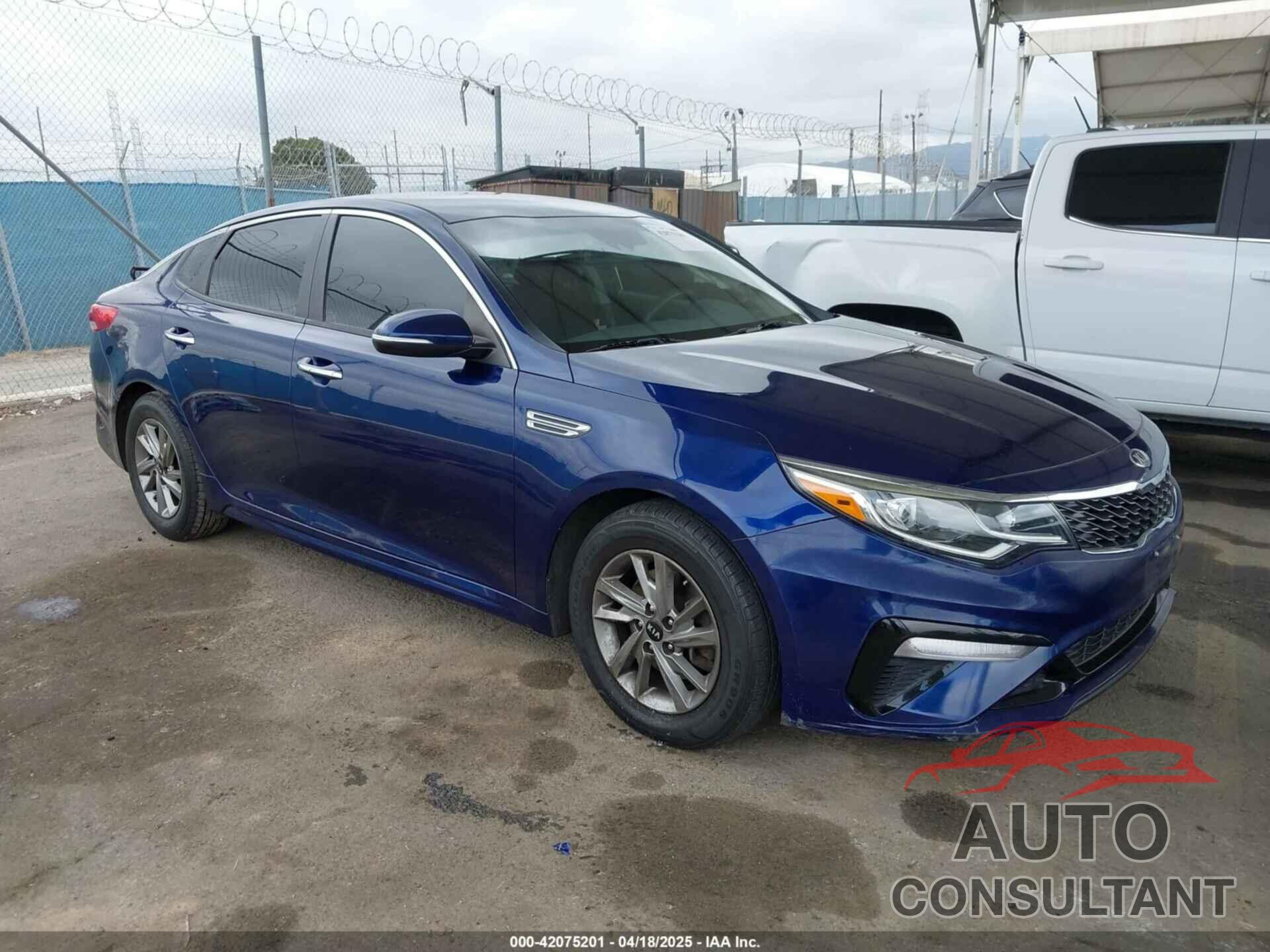 KIA OPTIMA 2019 - 5XXGT4L38KG321546
