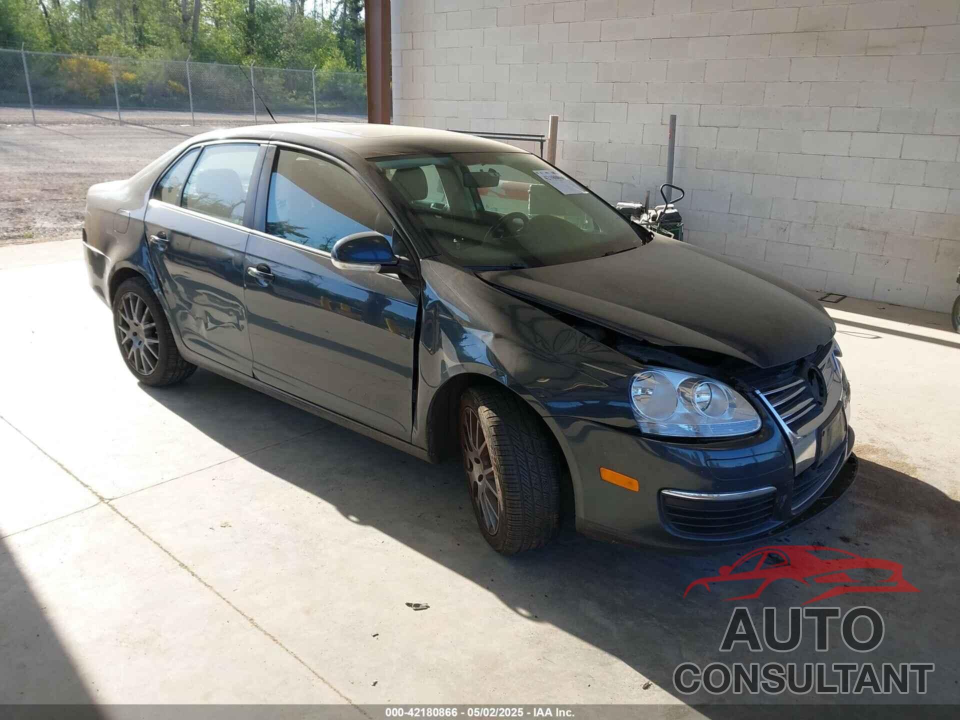 VOLKSWAGEN JETTA 2010 - 3VWRZ7AJ6AM123469