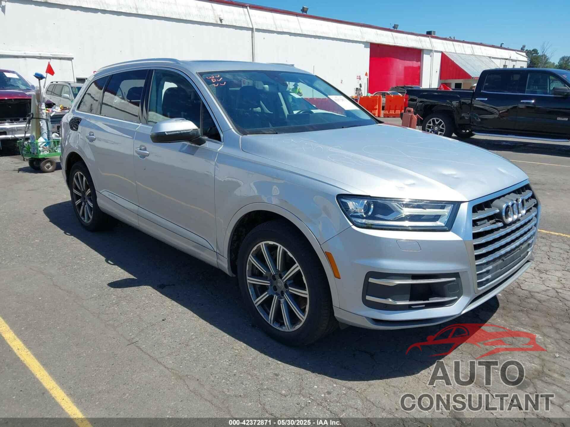 AUDI Q7 2017 - WA1LAAF71HD000530