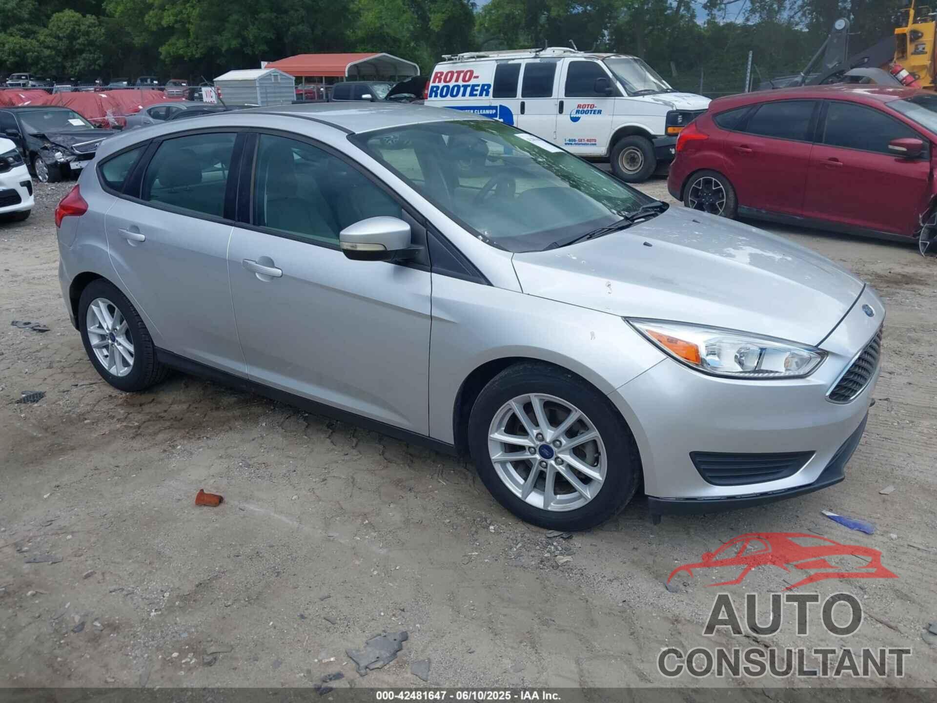 FORD FOCUS 2017 - 1FADP3K2XHL225183